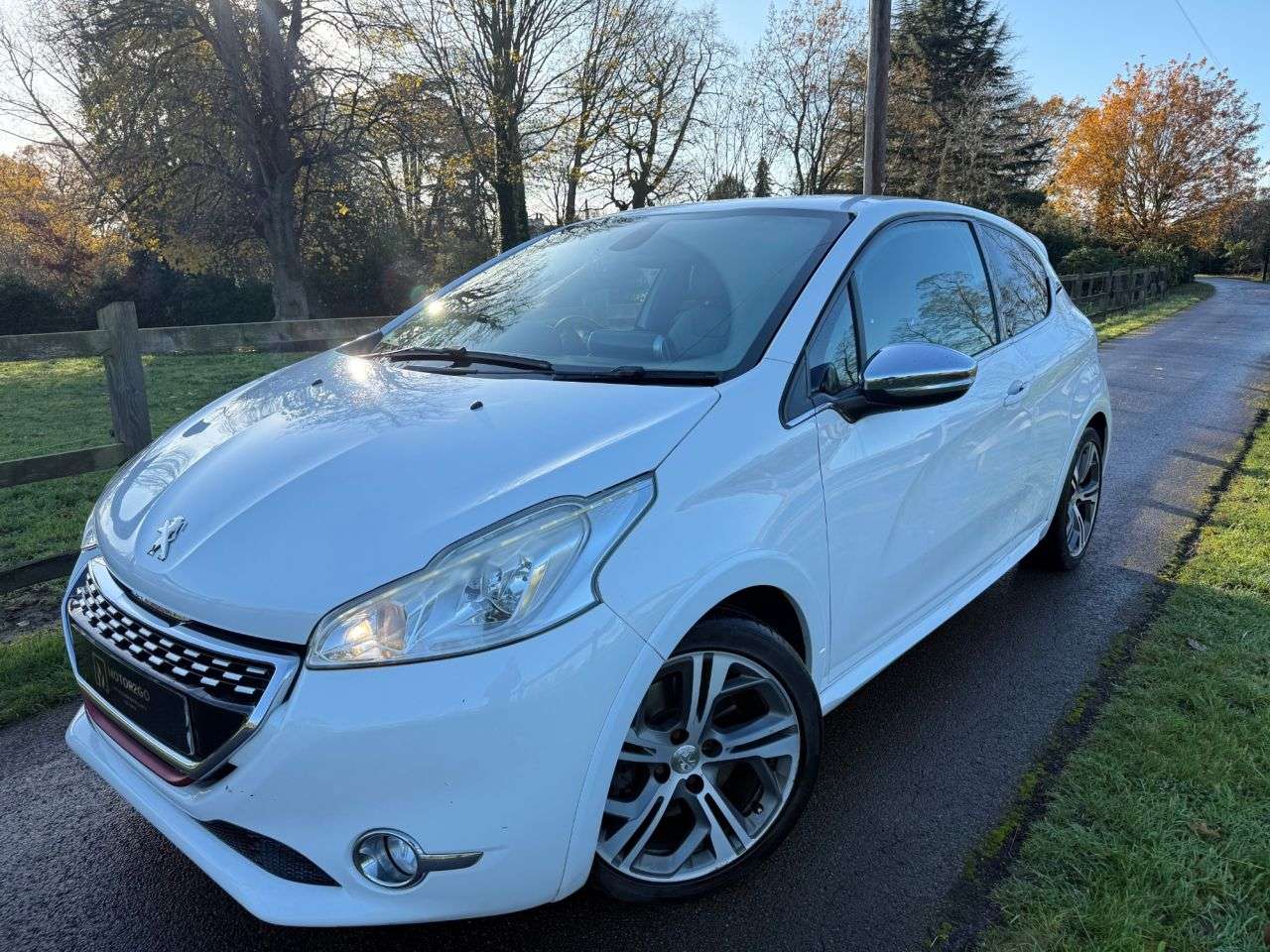 2014 PEUGEOT 208 2014 PEUGEOT 208