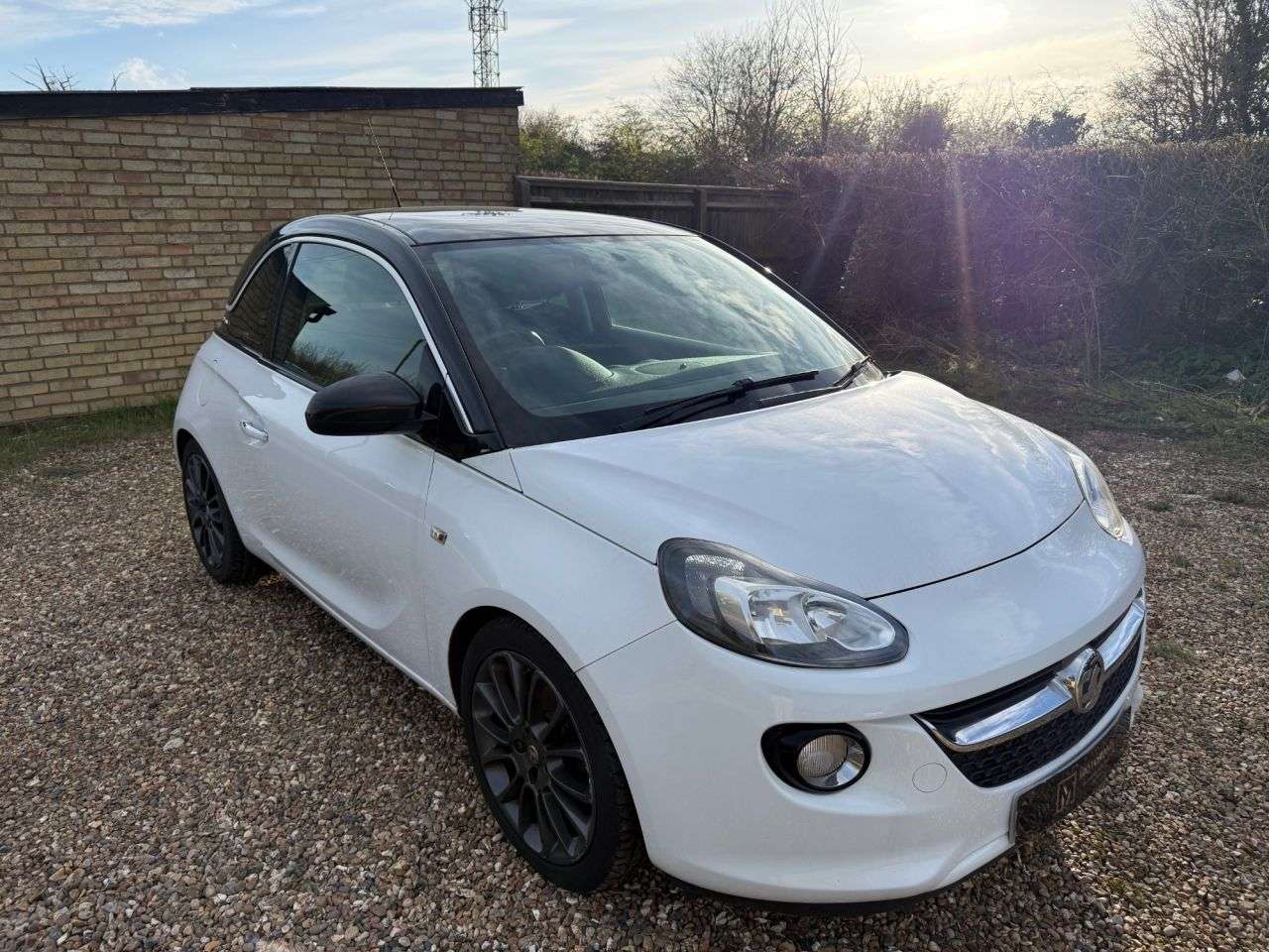 A 2015 VAUXHALL ADAM 1.4 16v GLAM Hatchback 3dr Petrol Manual Euro 5 (87 ps) 2 KEYS, ULEZ COMPLI A 2015 VAUXHALL ADAM 1.4 16v GLAM Hatchback 3dr Petrol Manual Euro 5 (87 ps) 2 KEYS, ULEZ COMPLI