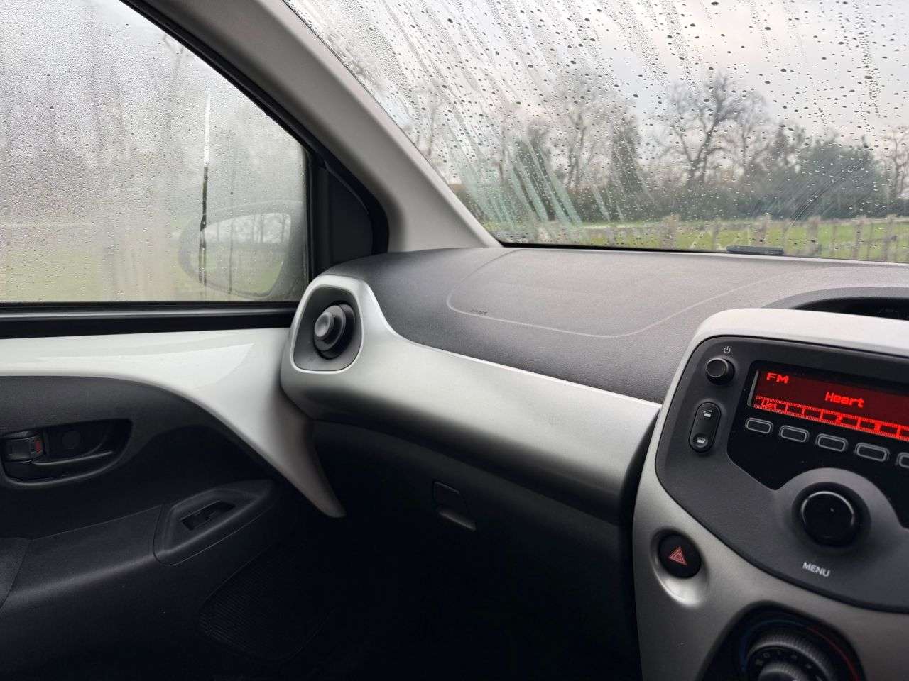 2015 TOYOTA AYGO 2015 TOYOTA AYGO