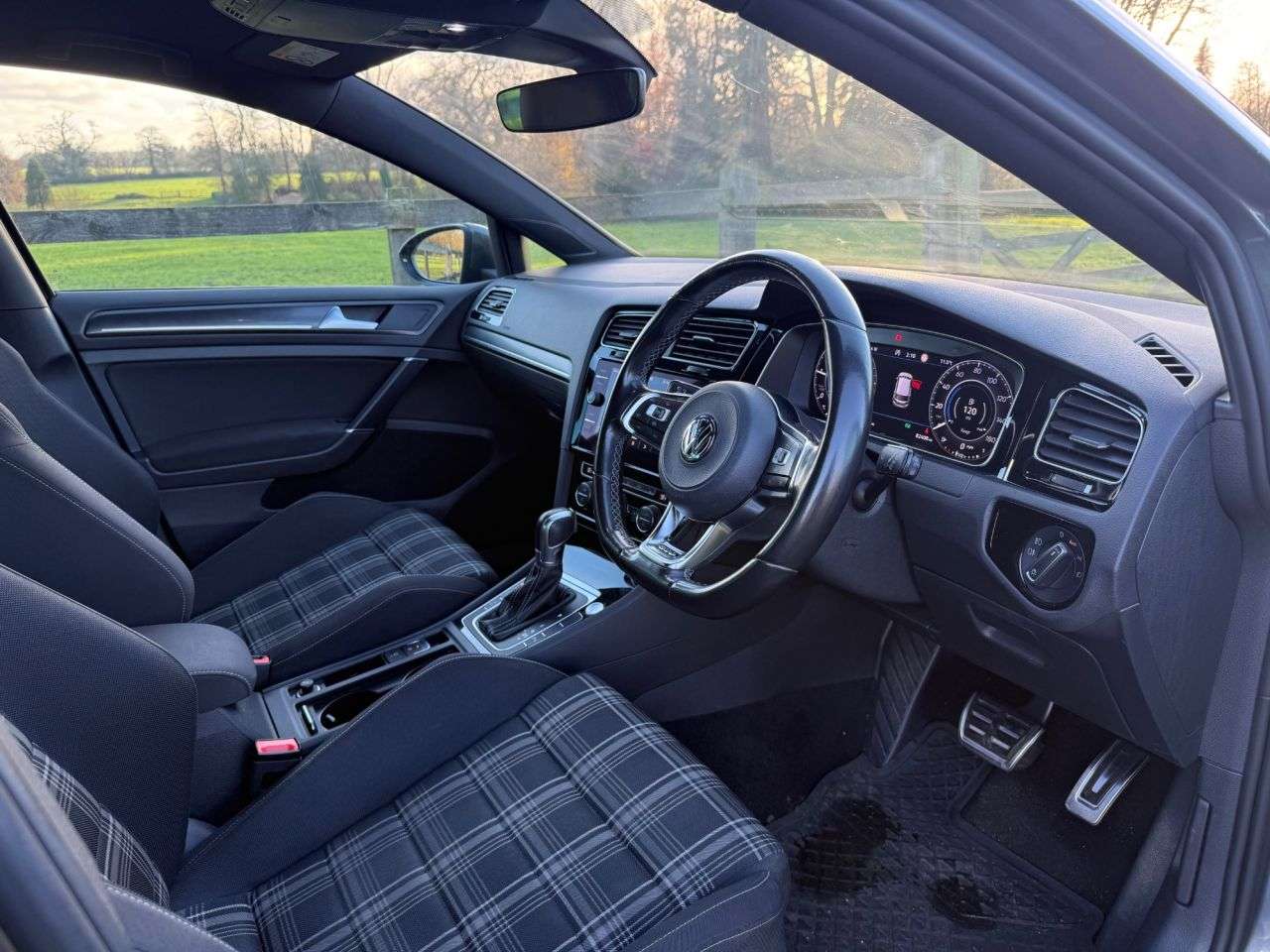 2019 VOLKSWAGEN GOLF 2019 VOLKSWAGEN GOLF