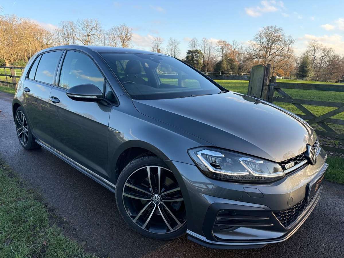 Check out this Volkswagen Golf 2019 Diesel Automatic