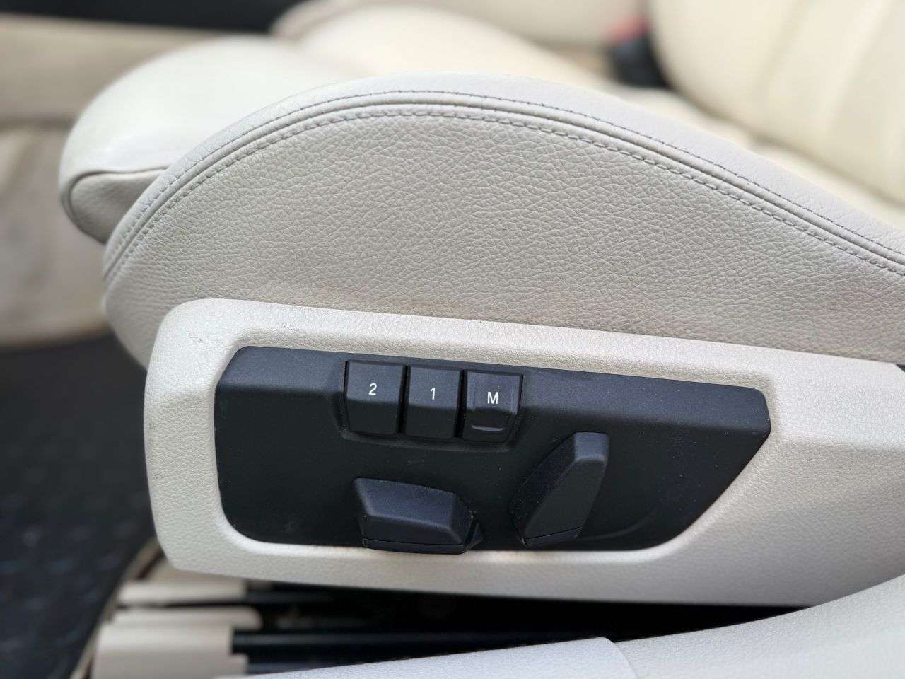 2013 BMW 6 SERIES GRAN COUPE 2013 BMW 6 SERIES GRAN COUPE