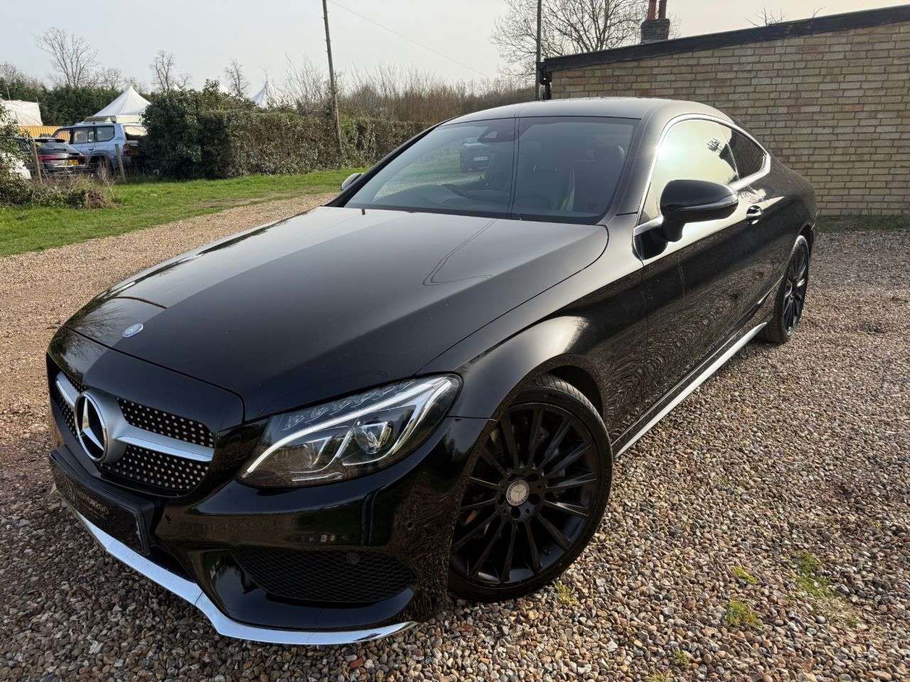 A 2016 MERCEDES-BENZ C-CLASS 2.0 C300 AMG Line Coupe 2dr Petrol 7G-Tronic+ Euro 6 (s/s) (245 ps) NAV, AR A 2016 MERCEDES-BENZ C-CLASS 2.0 C300 AMG Line Coupe 2dr Petrol 7G-Tronic+ Euro 6 (s/s) (245 ps) NAV, AR