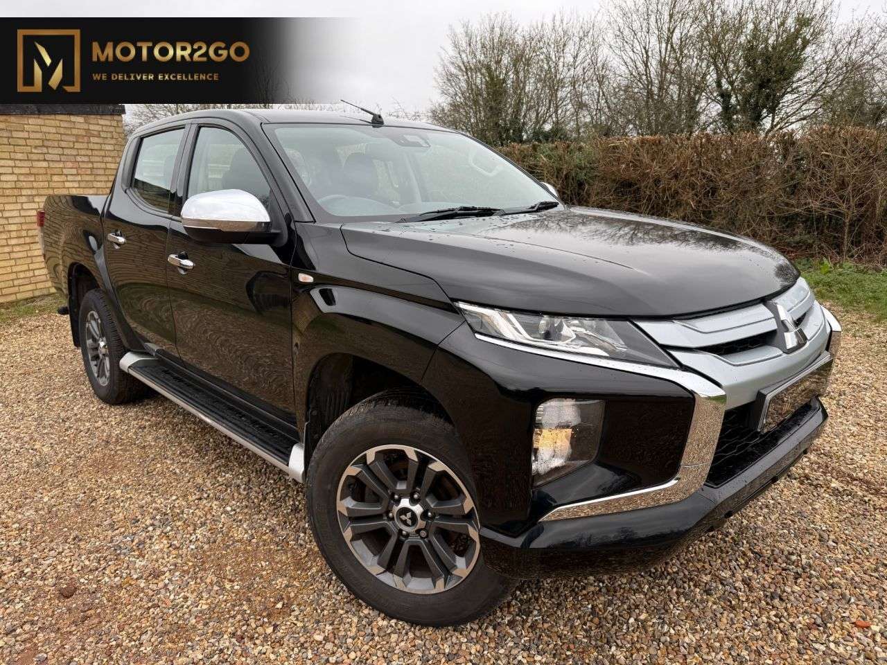 A 2020 MITSUBISHI L200 2.2 DI-D DC Trojan Pickup Double Cab 4dr Diesel Manual 4WD Euro 6 (s/s) (15 A 2020 MITSUBISHI L200 2.2 DI-D DC Trojan Pickup Double Cab 4dr Diesel Manual 4WD Euro 6 (s/s) (15