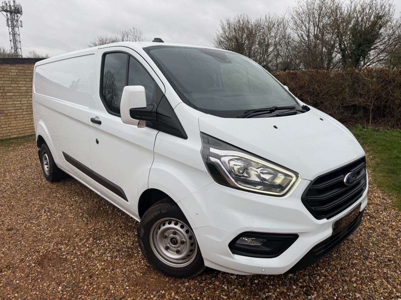 A 2022 FORD TRANSIT CUSTOM 2.0 300 EcoBlue Trend Panel Van 5dr Diesel Manual L2 H1 Euro 6 (130 ps) AC, A 2022 FORD TRANSIT CUSTOM 2.0 300 EcoBlue Trend Panel Van 5dr Diesel Manual L2 H1 Euro 6 (130 ps) AC,
