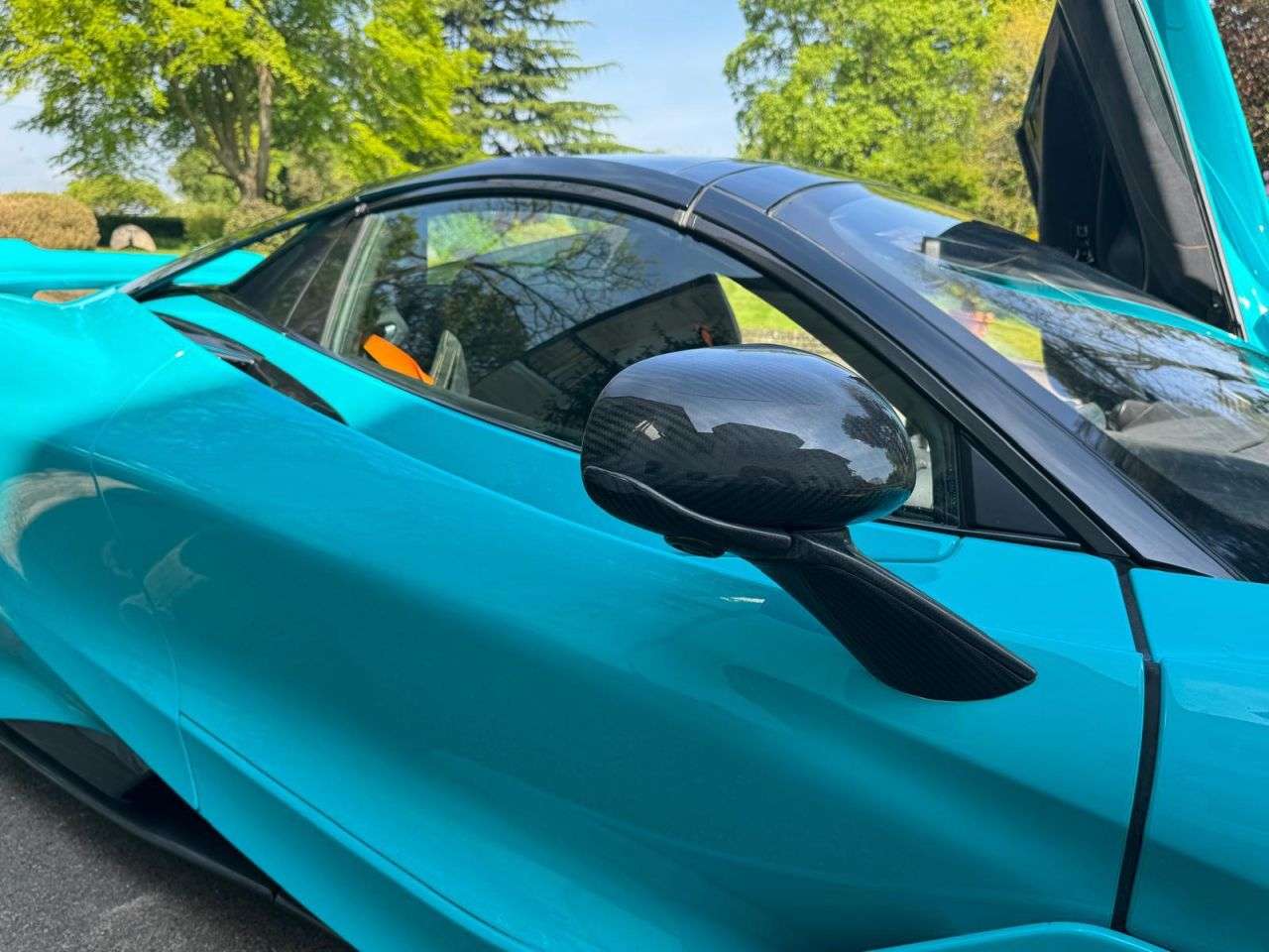 2021 MCLAREN 765LT 2021 MCLAREN 765LT