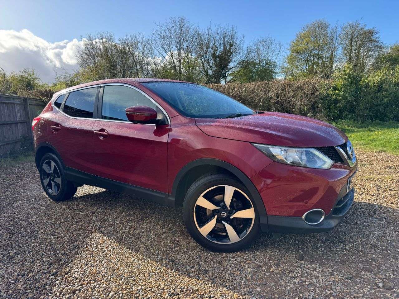 A 2015 NISSAN QASHQAI 1.2 DIG-T n-tec SUV 5dr Petrol Manual 2WD Euro 6 (s/s) (115 ps) N-TEC, EURO A 2015 NISSAN QASHQAI 1.2 DIG-T n-tec SUV 5dr Petrol Manual 2WD Euro 6 (s/s) (115 ps) N-TEC, EURO