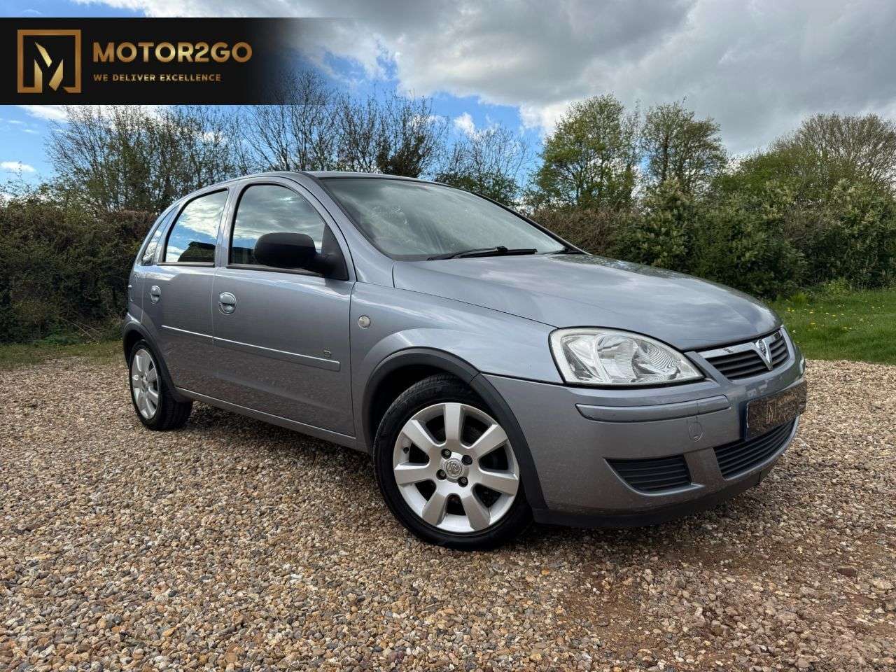 A 2004 VAUXHALL CORSA 1.2i 16v Breeze Hatchback 5dr Petrol Manual (a/c) (139 g/km, 79 bhp) 2 KEYS A 2004 VAUXHALL CORSA 1.2i 16v Breeze Hatchback 5dr Petrol Manual (a/c) (139 g/km, 79 bhp) 2 KEYS