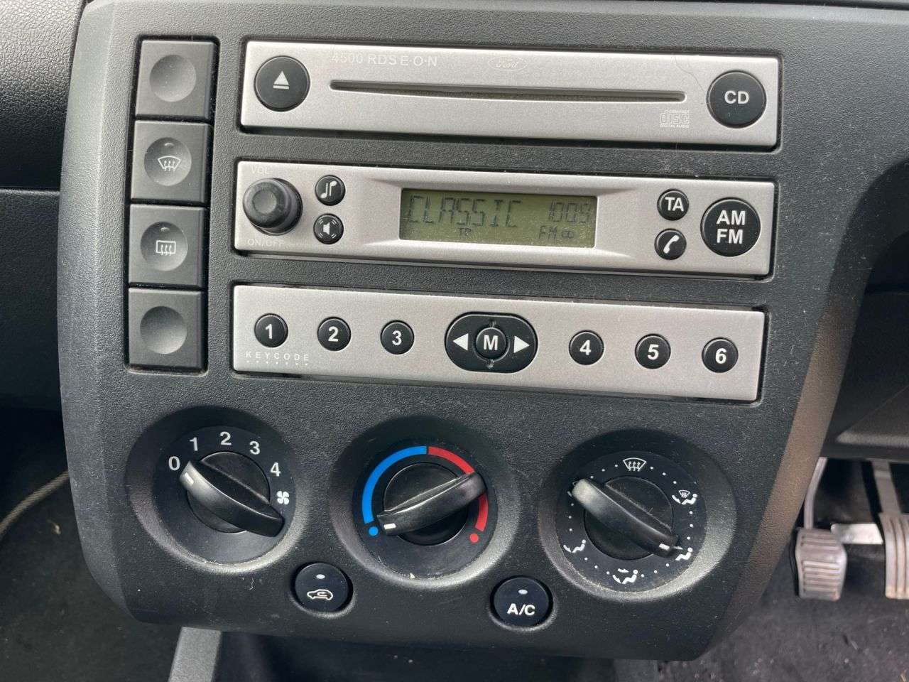 2005 FORD FIESTA 2005 FORD FIESTA