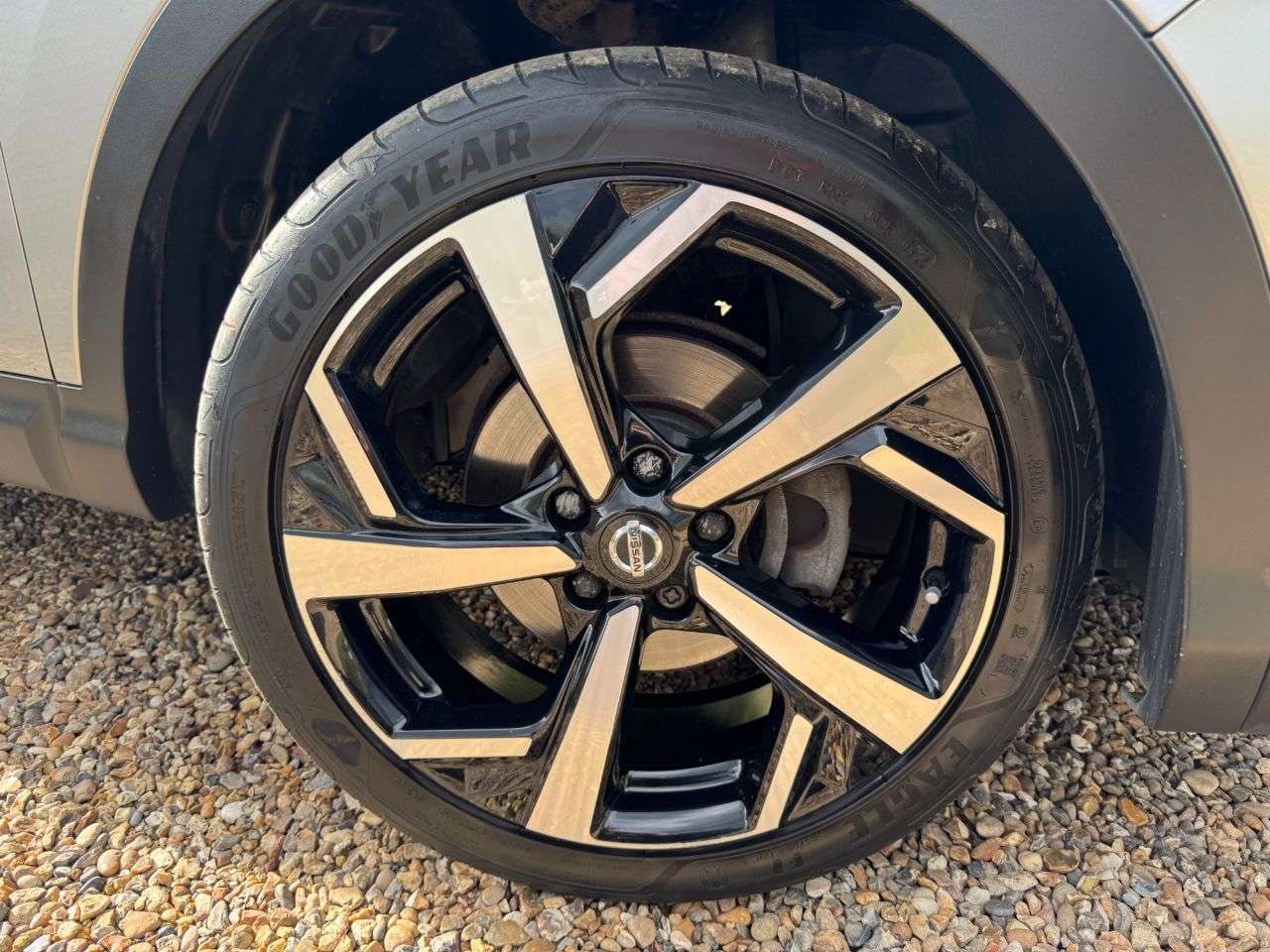 A 2017 NISSAN QASHQAI 1.2 DIG-T Tekna SUV 5dr Petrol XTRON Euro 6 (s/s) (115 ps) AUTO, HIGH SPEC, A 2017 NISSAN QASHQAI 1.2 DIG-T Tekna SUV 5dr Petrol XTRON Euro 6 (s/s) (115 ps) AUTO, HIGH SPEC,