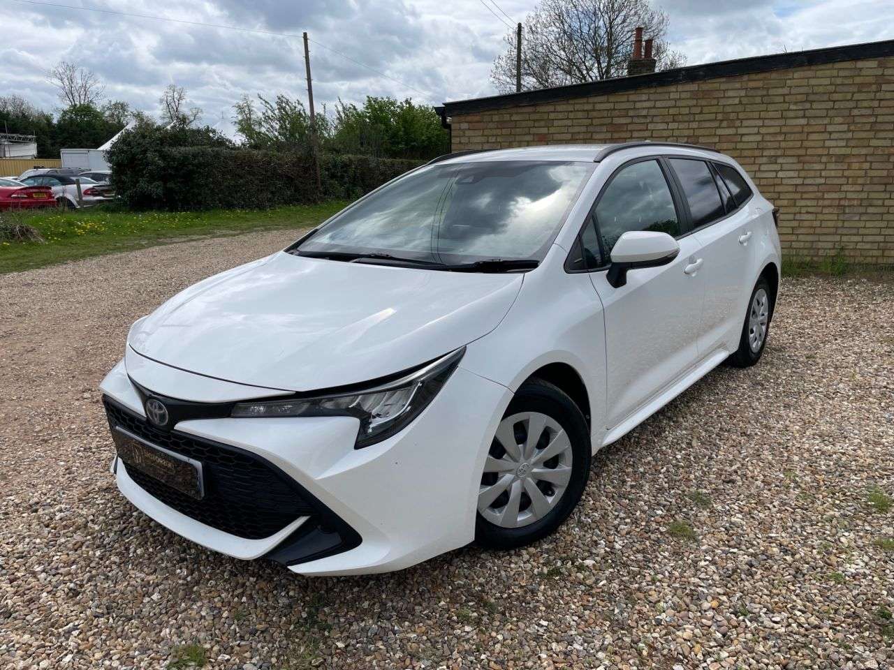 A 2022 TOYOTA COROLLA 1.8 VVT-h Car Derived Van 5dr Petrol Hybrid CVT Euro 6 (s/s) (122 ps) EURO A 2022 TOYOTA COROLLA 1.8 VVT-h Car Derived Van 5dr Petrol Hybrid CVT Euro 6 (s/s) (122 ps) EURO