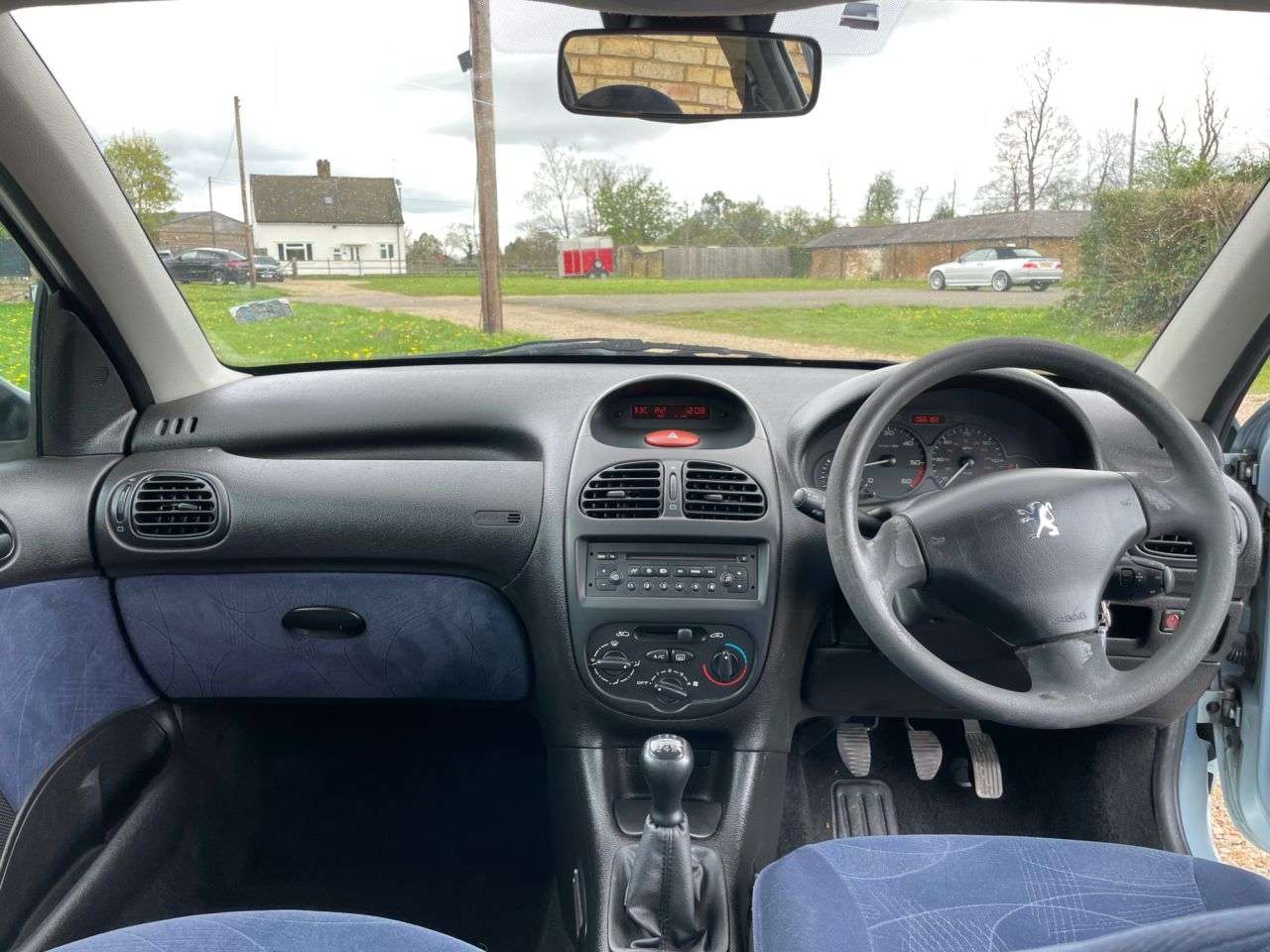 2002 PEUGEOT 206 2002 PEUGEOT 206