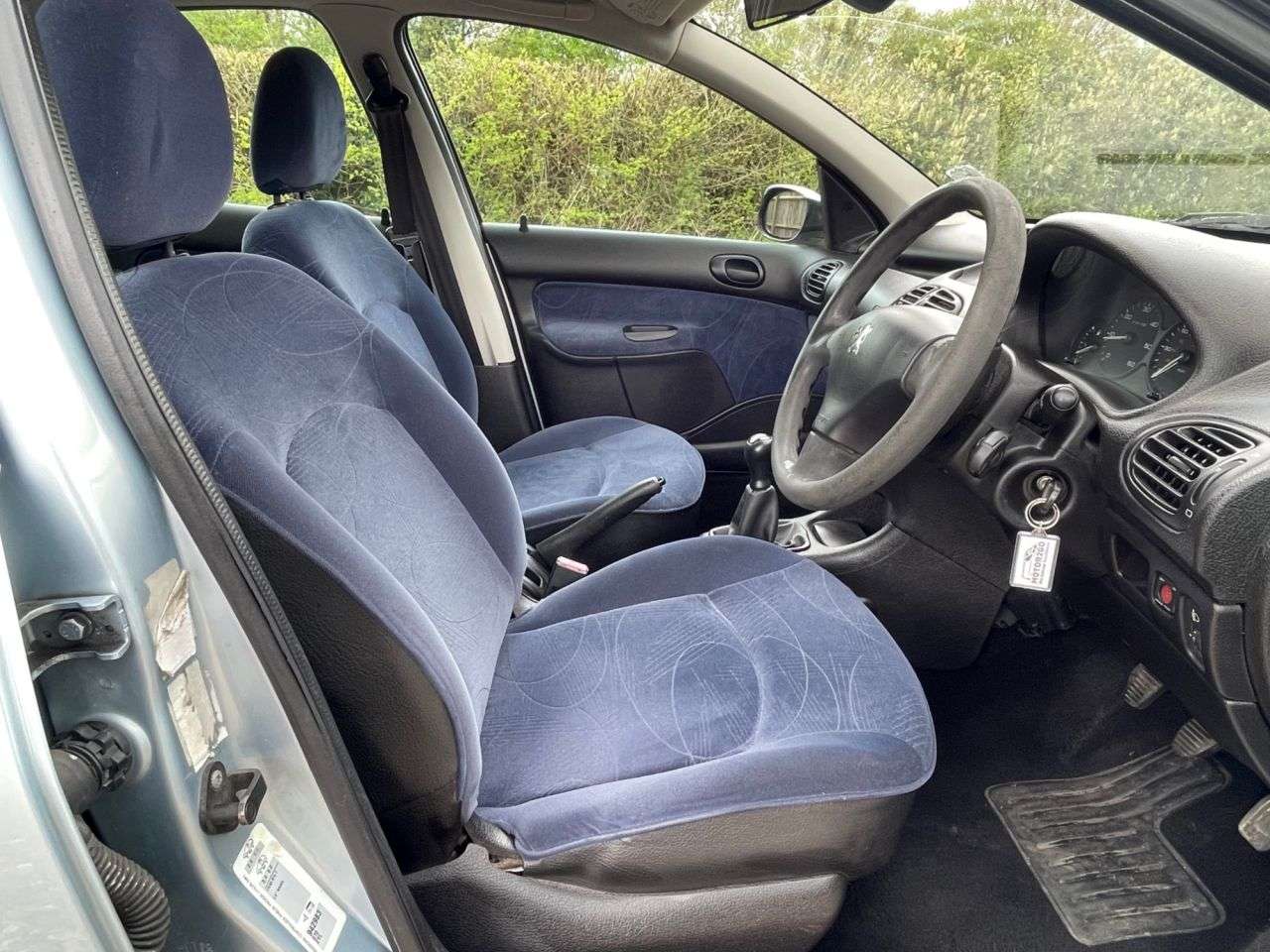 2002 PEUGEOT 206 2002 PEUGEOT 206