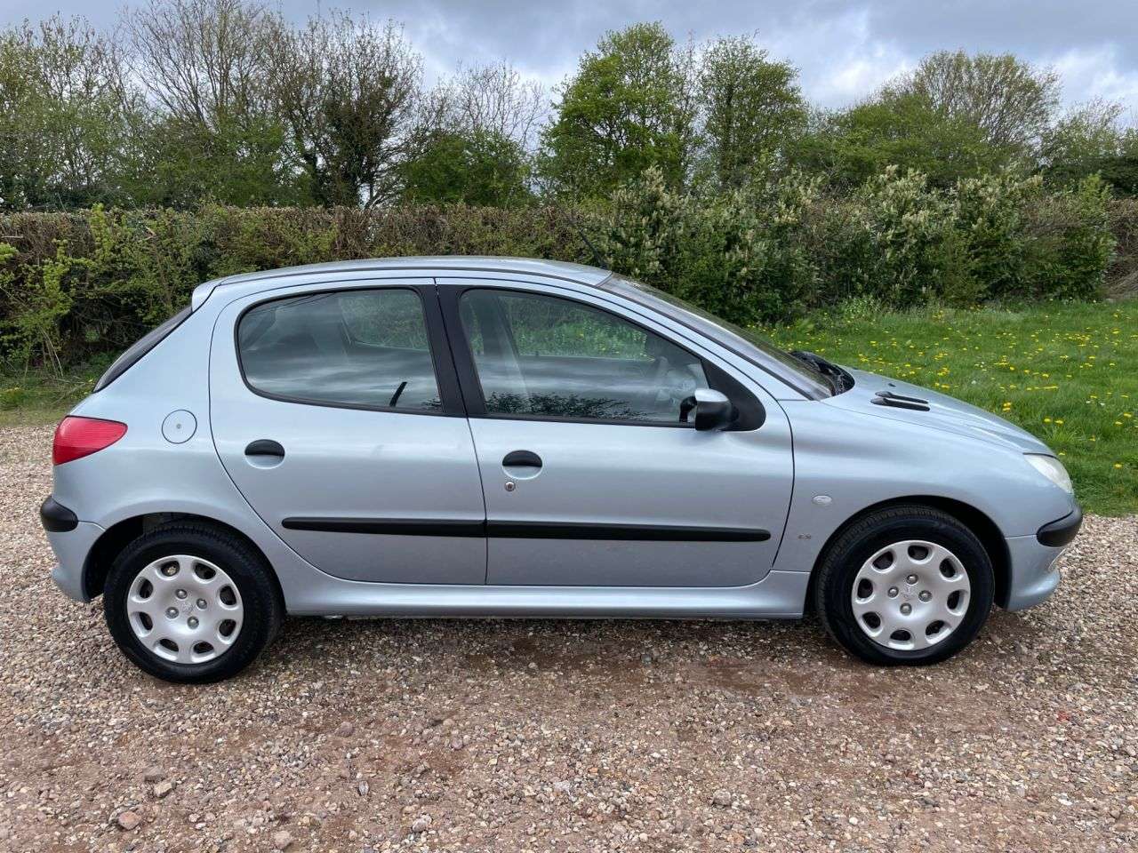2002 PEUGEOT 206 2002 PEUGEOT 206