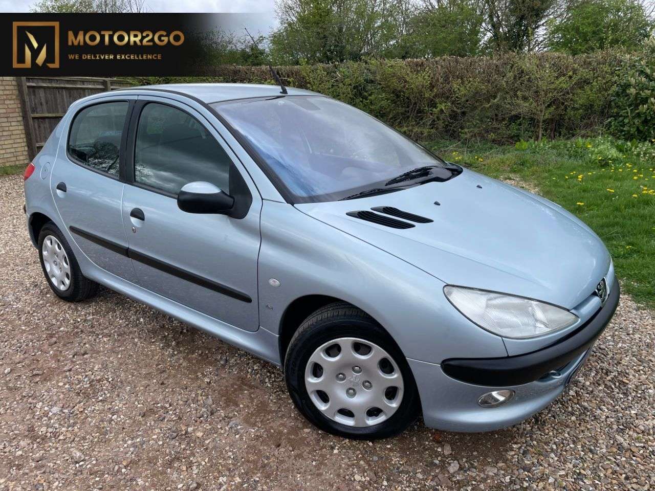 A 2002 PEUGEOT 206 1.4 HDi LX Hatchback 5dr Diesel Manual (a/c) (113 g/km, 67 bhp) 19 SERVICES A 2002 PEUGEOT 206 1.4 HDi LX Hatchback 5dr Diesel Manual (a/c) (113 g/km, 67 bhp) 19 SERVICES