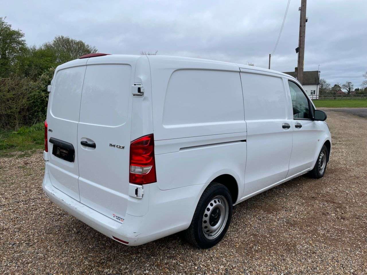 A 2020 MERCEDES-BENZ VITO 1.7 114 CDI Progressive Panel Van 5dr Diesel Manual FWD L2 Euro 6 (s/s) (LW A 2020 MERCEDES-BENZ VITO 1.7 114 CDI Progressive Panel Van 5dr Diesel Manual FWD L2 Euro 6 (s/s) (LW