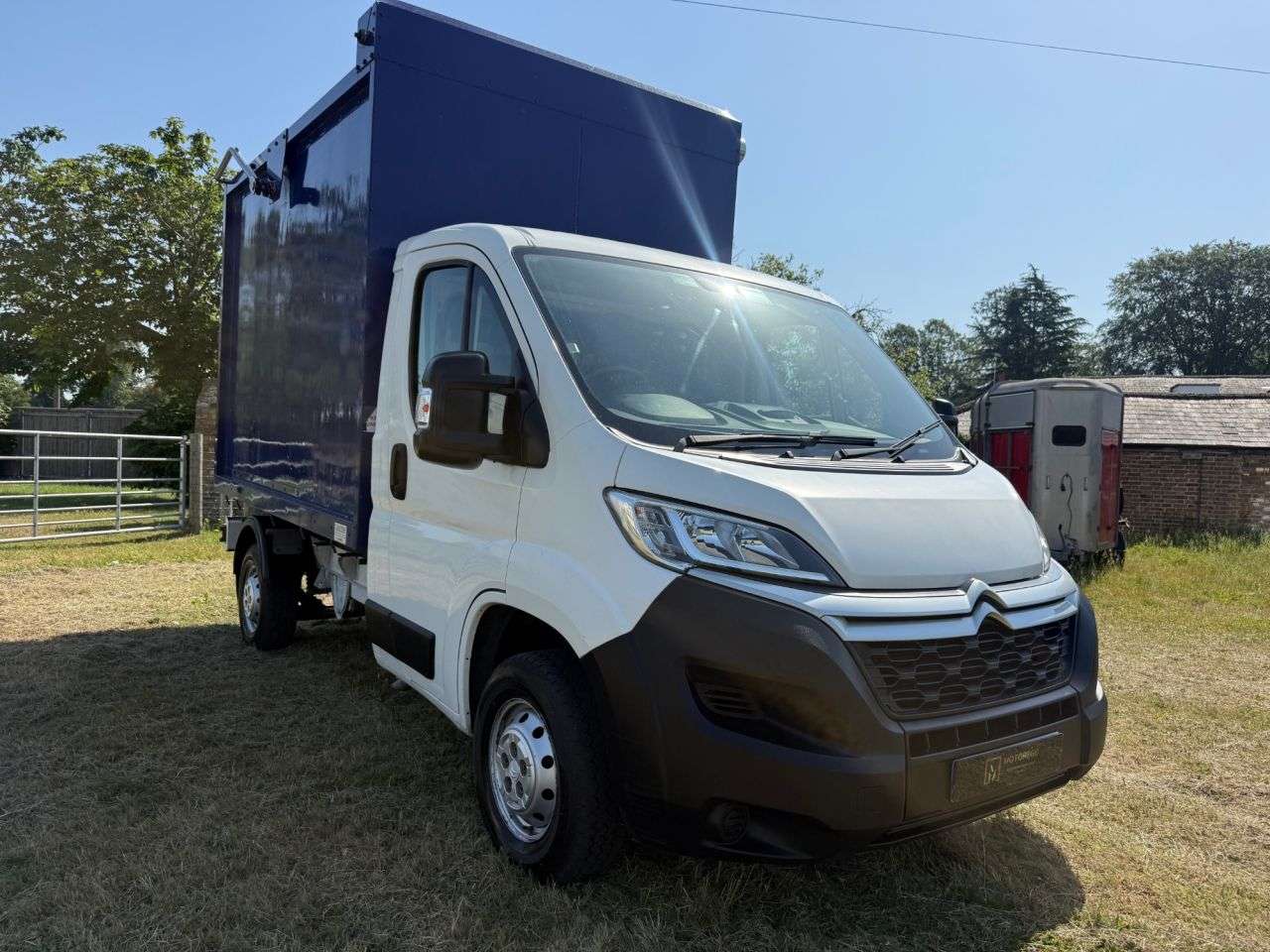 A 2021 CITROEN RELAY 2.2 BlueHDi 35 Plus Chassis Cab 2dr Diesel Manual L2 Euro 6 (s/s) (165 ps) A 2021 CITROEN RELAY 2.2 BlueHDi 35 Plus Chassis Cab 2dr Diesel Manual L2 Euro 6 (s/s) (165 ps)