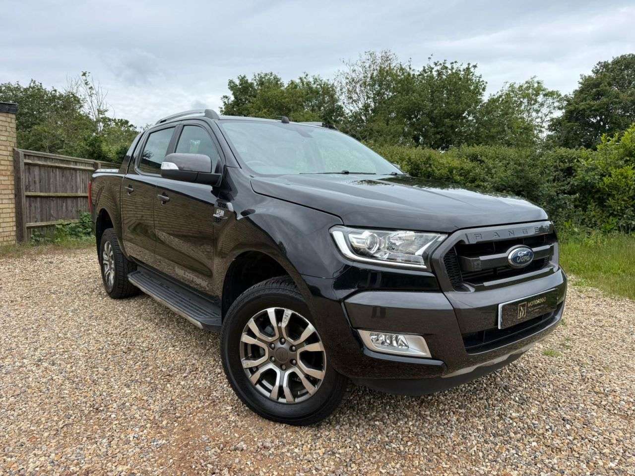 A 2017 FORD RANGER 3.2 TDCi Wildtrak Pickup Double Cab 4dr Diesel Auto 4WD Euro 5 (200 ps) LOA A 2017 FORD RANGER 3.2 TDCi Wildtrak Pickup Double Cab 4dr Diesel Auto 4WD Euro 5 (200 ps) LOA