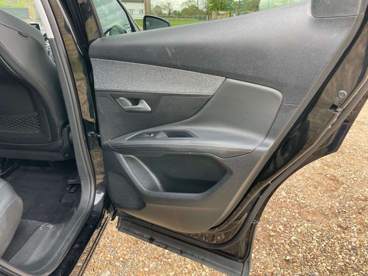 2017 PEUGEOT 3008 2017 PEUGEOT 3008