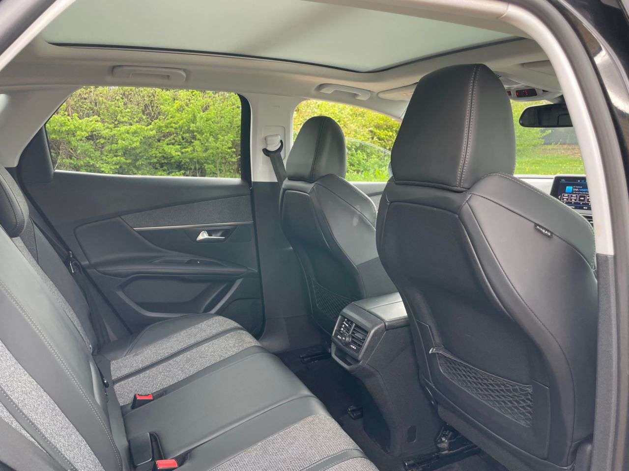2017 PEUGEOT 3008 2017 PEUGEOT 3008