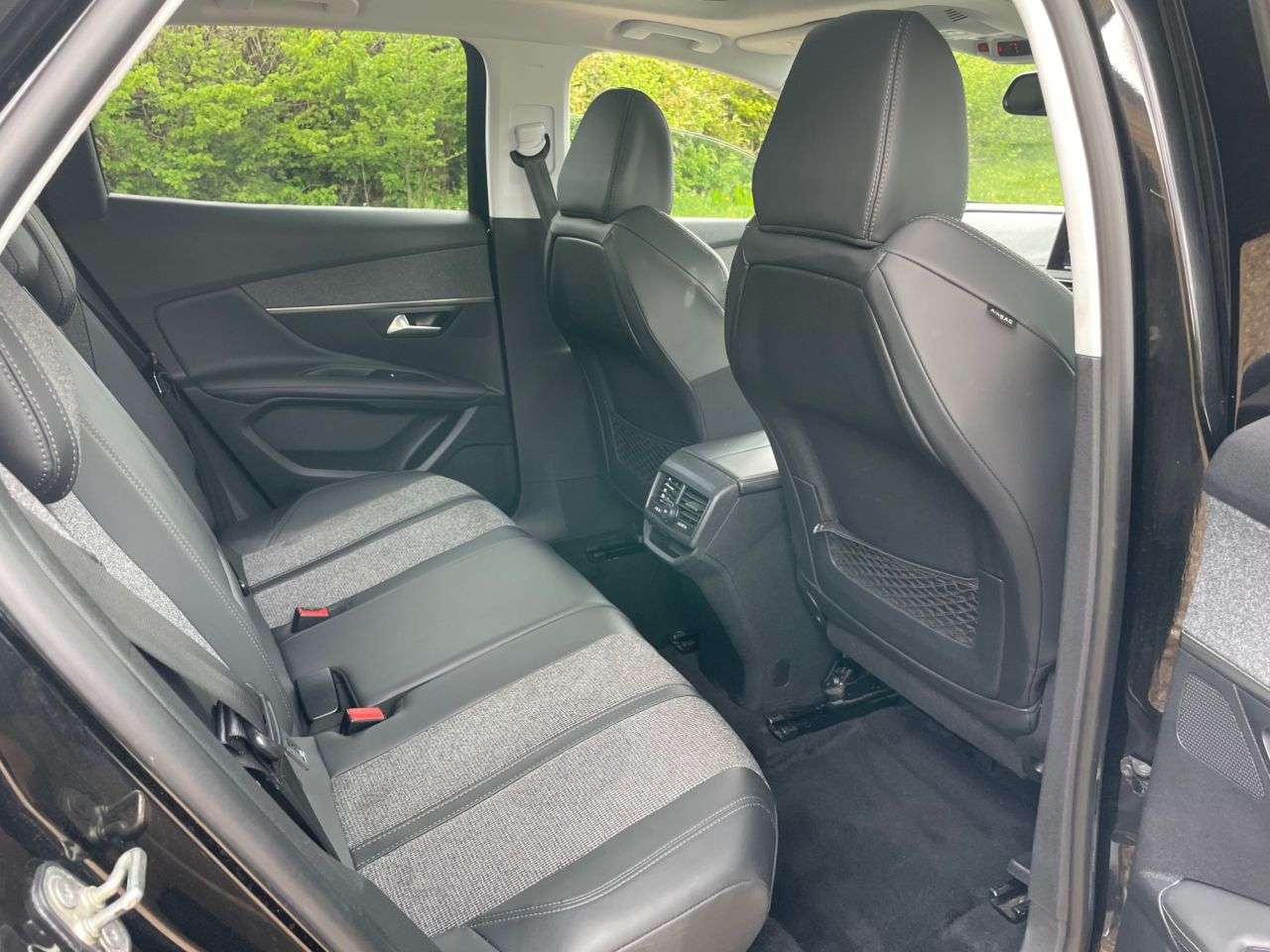 2017 PEUGEOT 3008 2017 PEUGEOT 3008