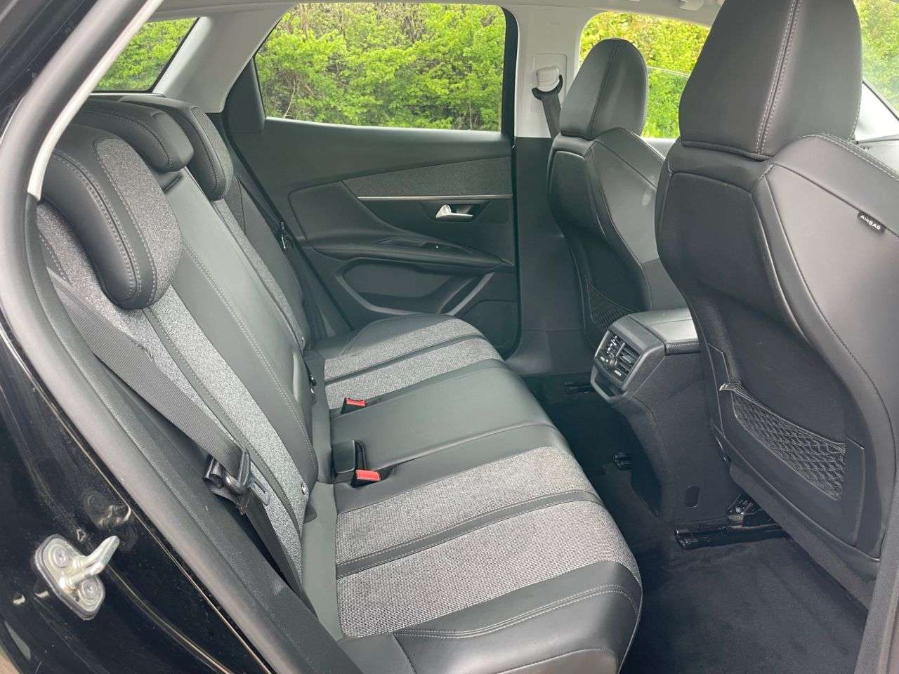 2017 PEUGEOT 3008 2017 PEUGEOT 3008