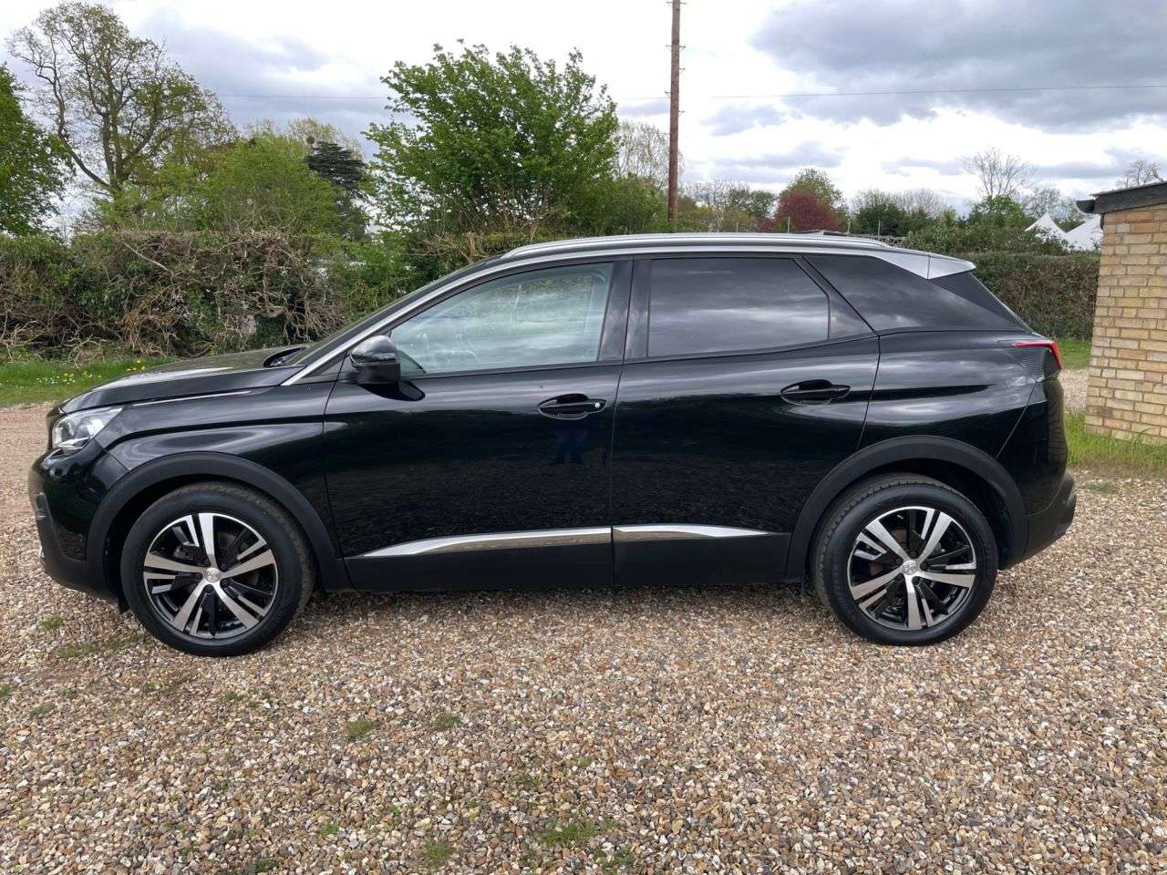 2017 PEUGEOT 3008 2017 PEUGEOT 3008