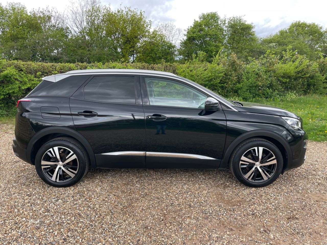 2017 PEUGEOT 3008 2017 PEUGEOT 3008