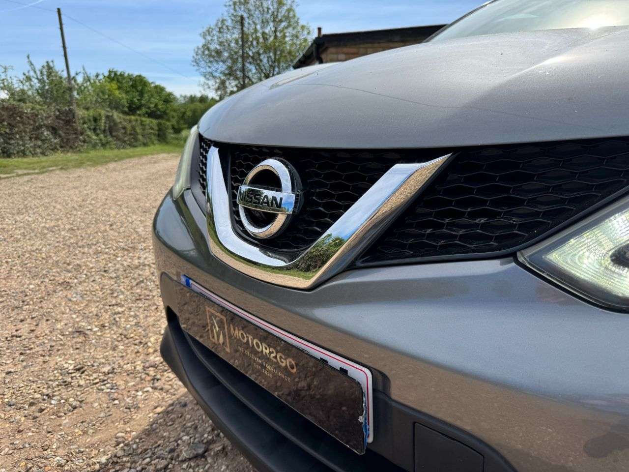 A 2015 NISSAN QASHQAI 1.2 DIG-T n-tec+ SUV 5dr Petrol Manual 2WD Euro 6 (s/s) (115 ps) N-TEC+ - S A 2015 NISSAN QASHQAI 1.2 DIG-T n-tec+ SUV 5dr Petrol Manual 2WD Euro 6 (s/s) (115 ps) N-TEC+ - S