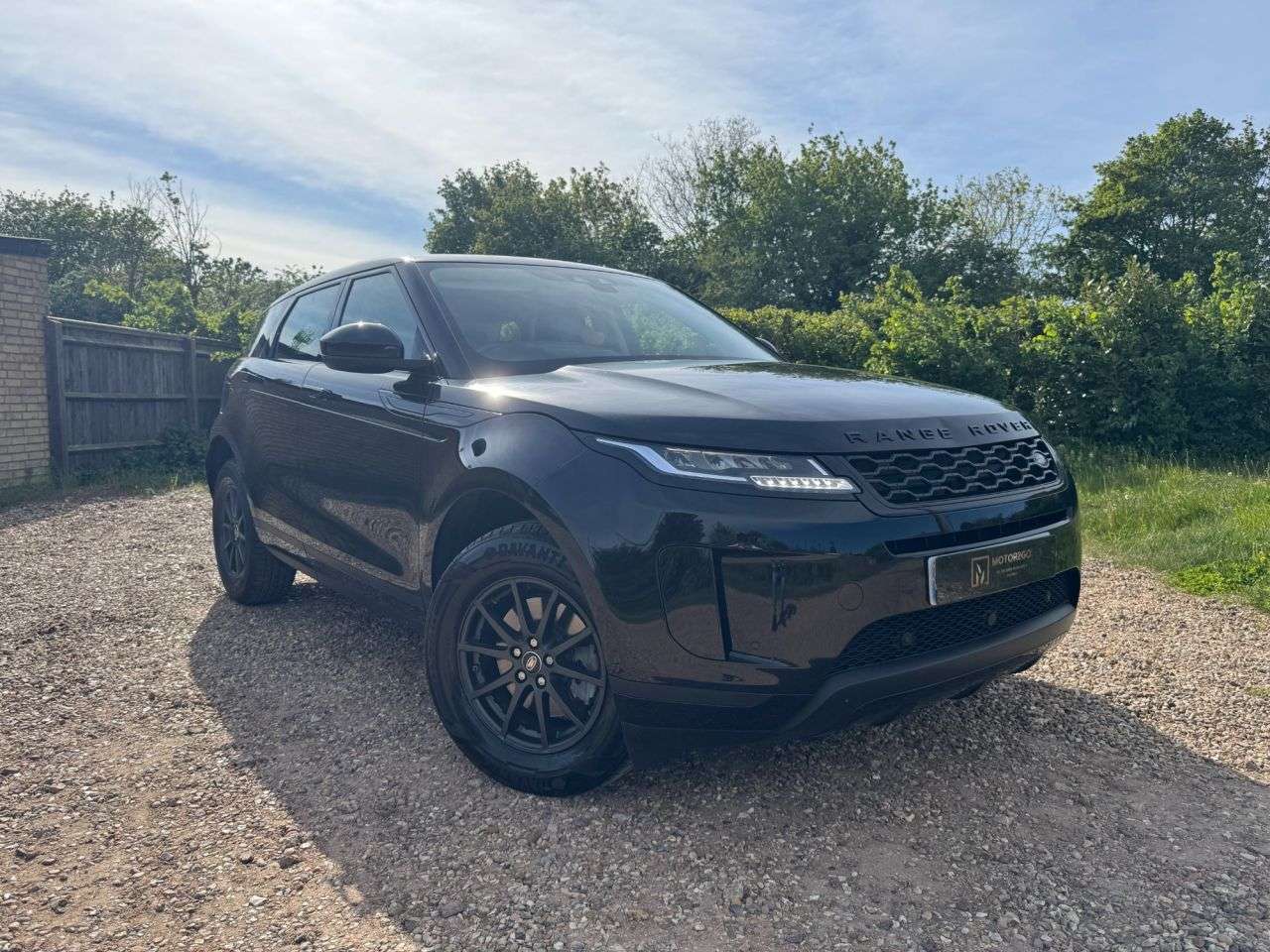 A 2020 LAND ROVER RANGE ROVER EVOQUE 2.0 D150 MHEV SUV 5dr Diesel Auto 4WD Euro 6 (s/s) (150 ps) AWD-EURO6-DIESE A 2020 LAND ROVER RANGE ROVER EVOQUE 2.0 D150 MHEV SUV 5dr Diesel Auto 4WD Euro 6 (s/s) (150 ps) AWD-EURO6-DIESE