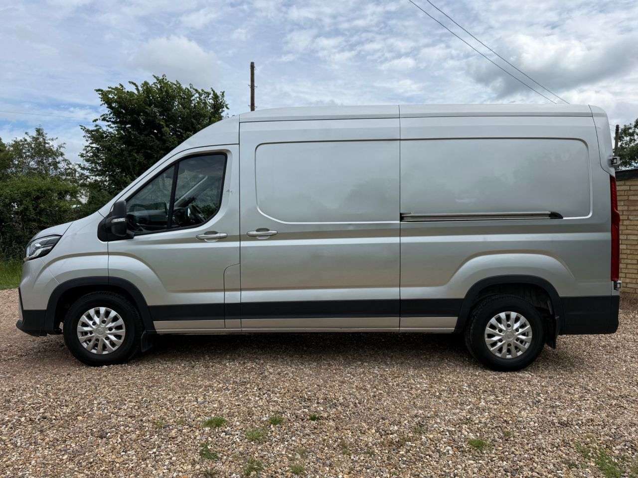 2023 MAXUS DELIVER 9 2023 MAXUS DELIVER 9