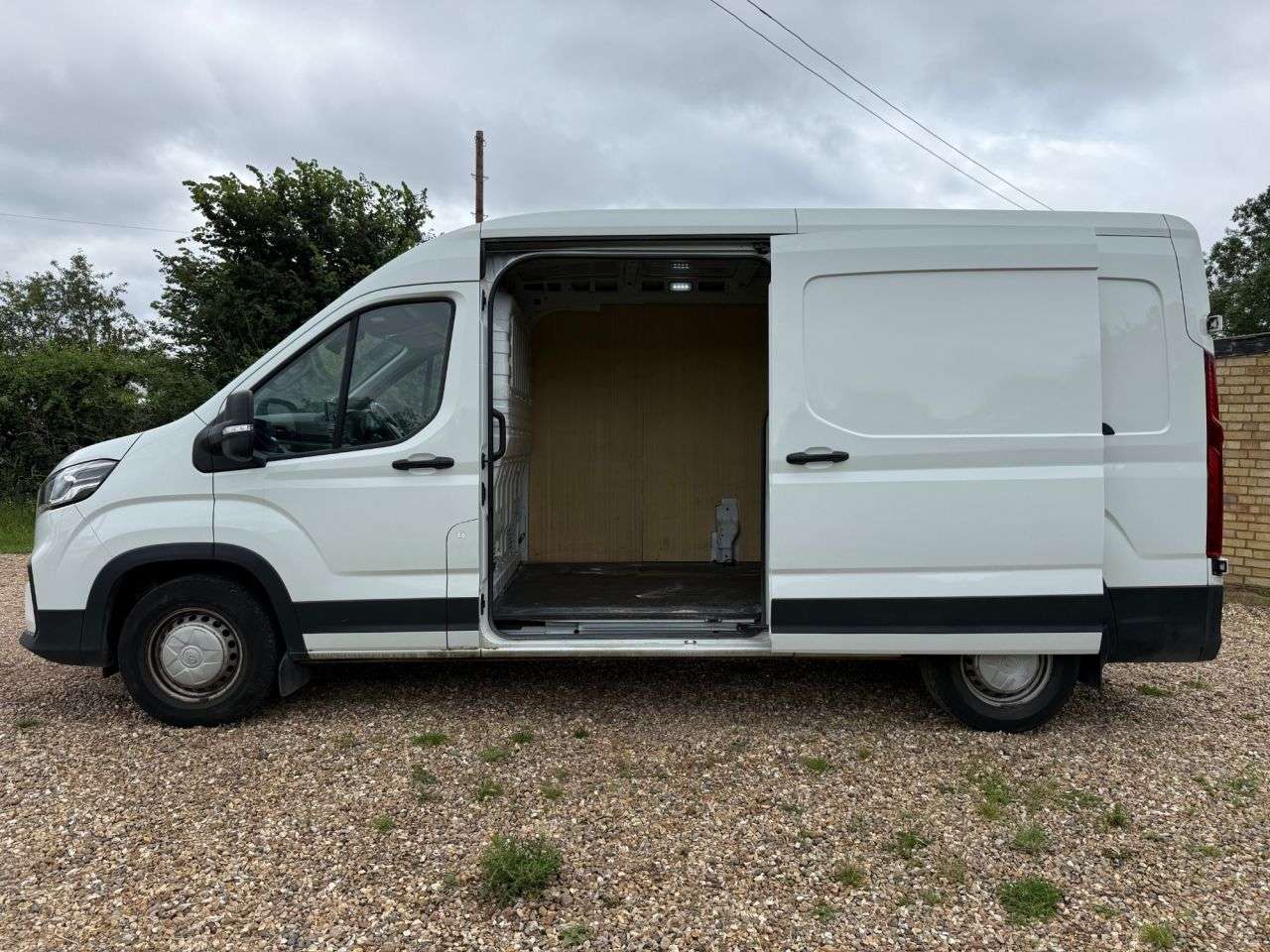 2023 MAXUS DELIVER 9 2023 MAXUS DELIVER 9