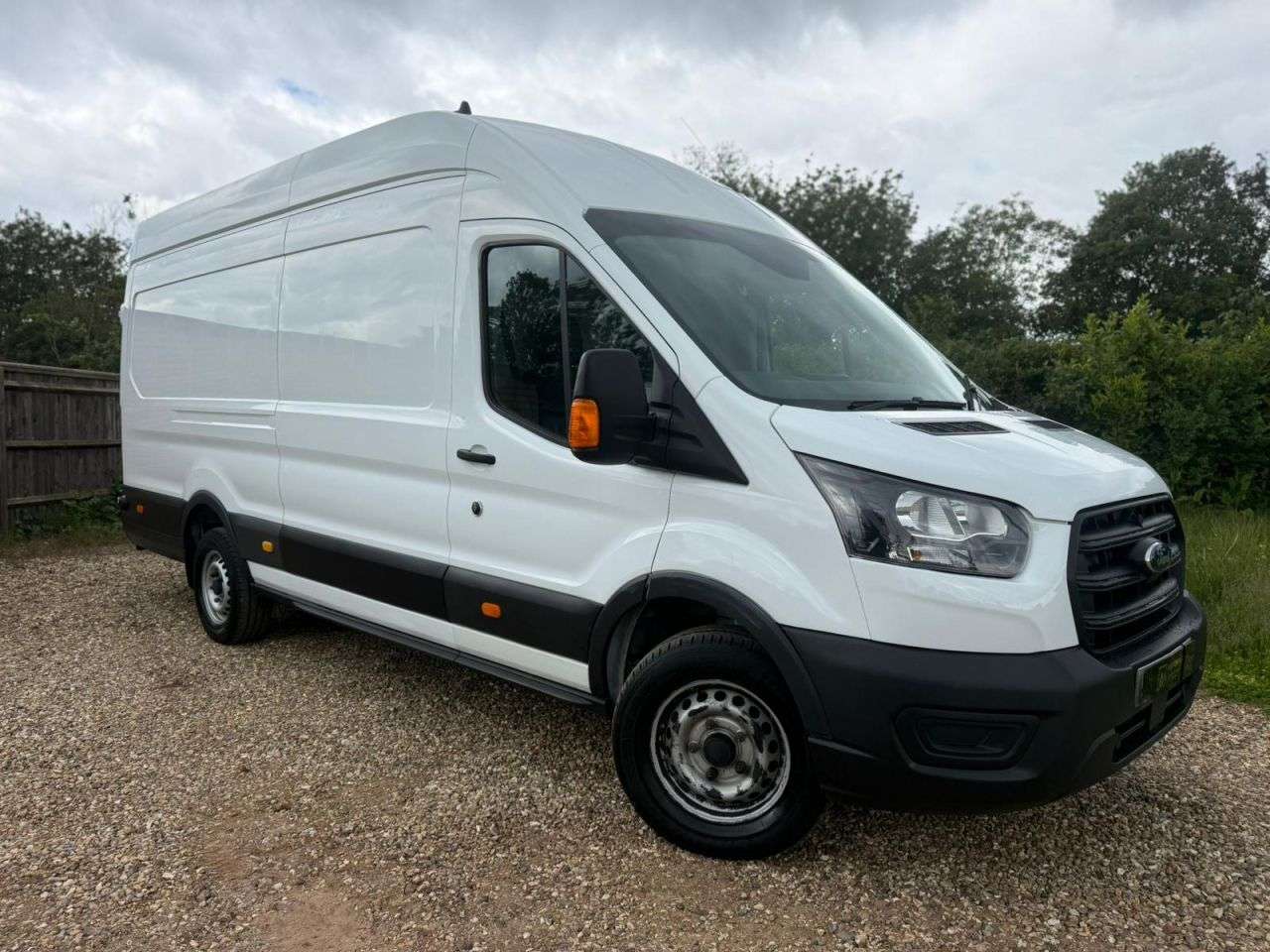A 2020 FORD TRANSIT 2.0 350 EcoBlue Leader Panel Van 5dr Diesel Manual RWD L4 H3 Euro 6 (s/s) ( A 2020 FORD TRANSIT 2.0 350 EcoBlue Leader Panel Van 5dr Diesel Manual RWD L4 H3 Euro 6 (s/s) (