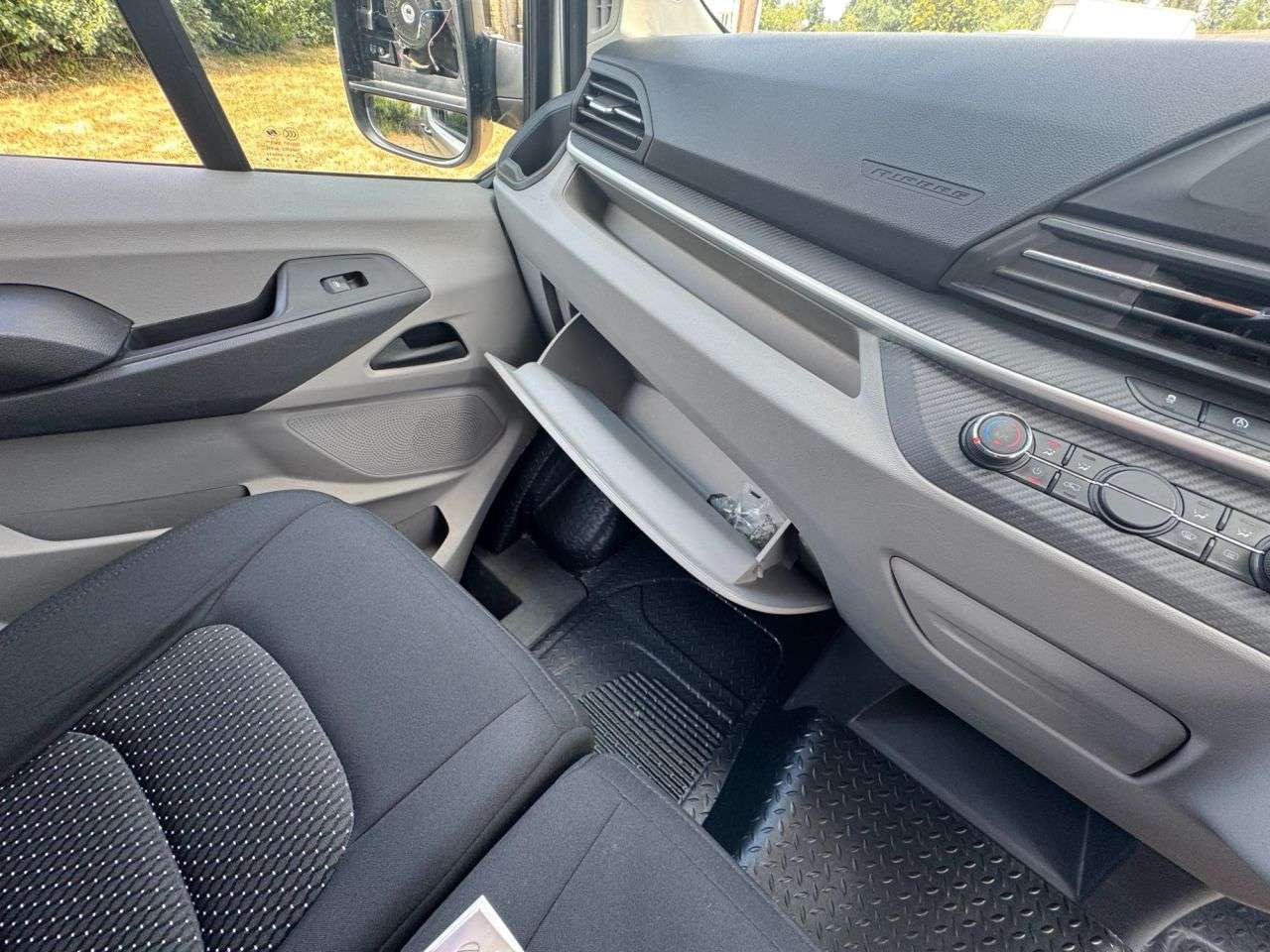2024 MAXUS DELIVER 9 2024 MAXUS DELIVER 9