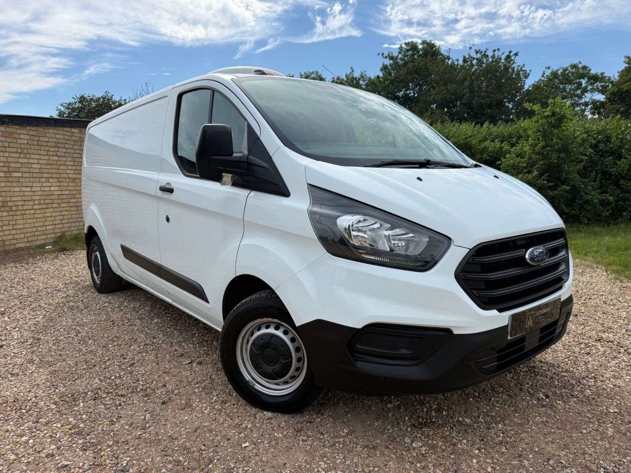 A 2022 FORD TRANSIT CUSTOM 2.0 300 EcoBlue Leader Panel Van 5dr Diesel Manual L2 H1 Euro 6 (s/s) (130 A 2022 FORD TRANSIT CUSTOM 2.0 300 EcoBlue Leader Panel Van 5dr Diesel Manual L2 H1 Euro 6 (s/s) (130