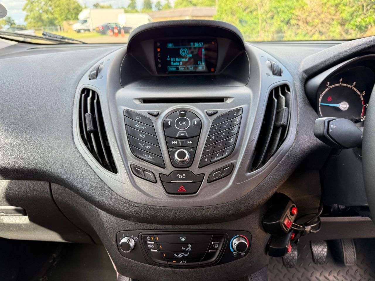 2017 FORD TRANSIT COURIER 2017 FORD TRANSIT COURIER