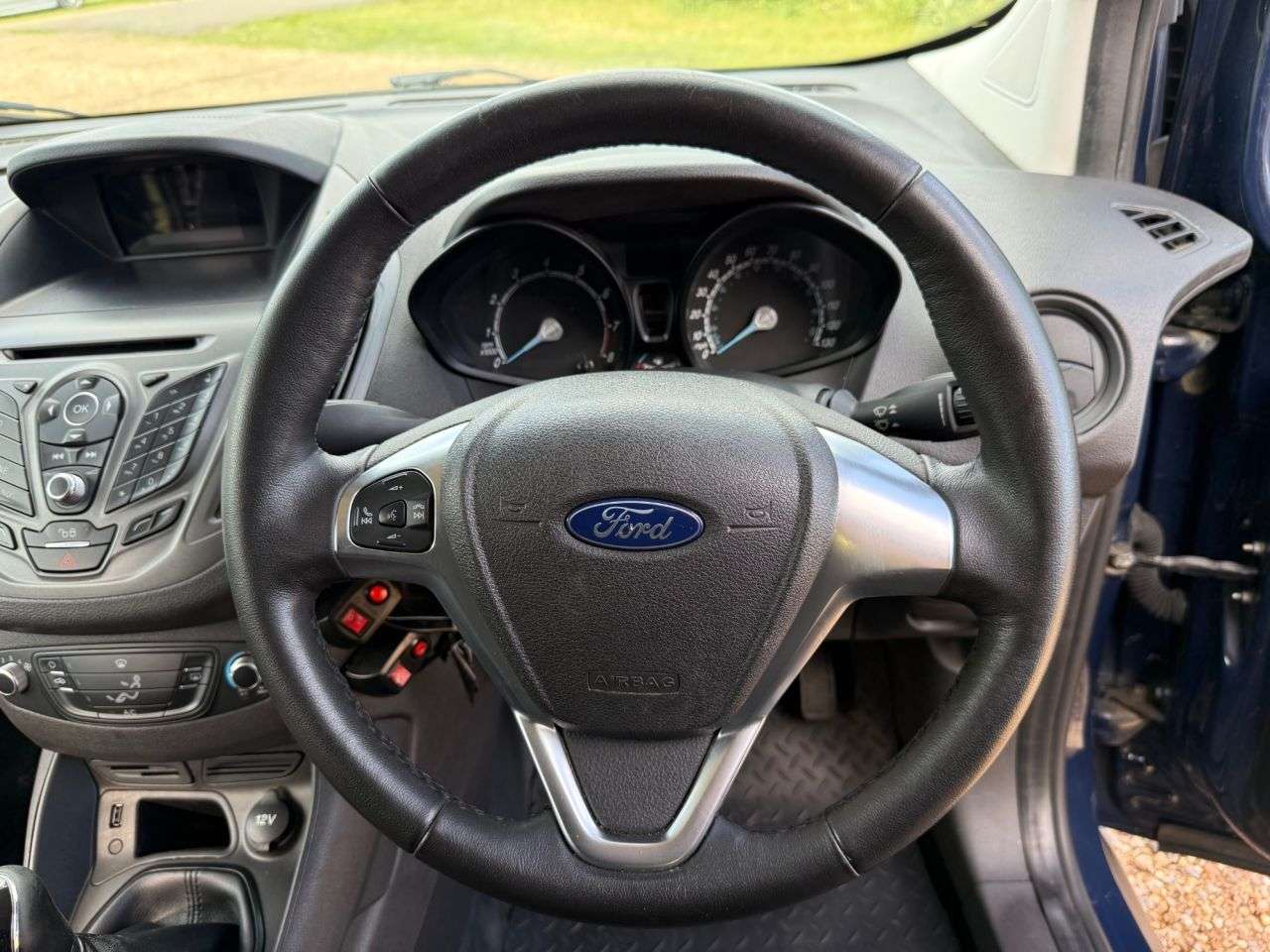 2017 FORD TRANSIT COURIER 2017 FORD TRANSIT COURIER