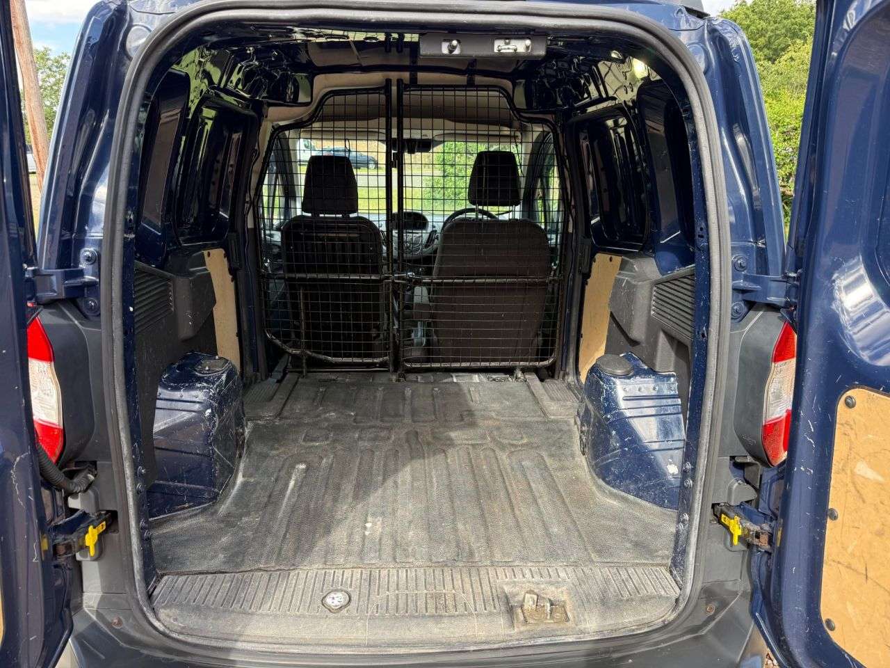2017 FORD TRANSIT COURIER 2017 FORD TRANSIT COURIER