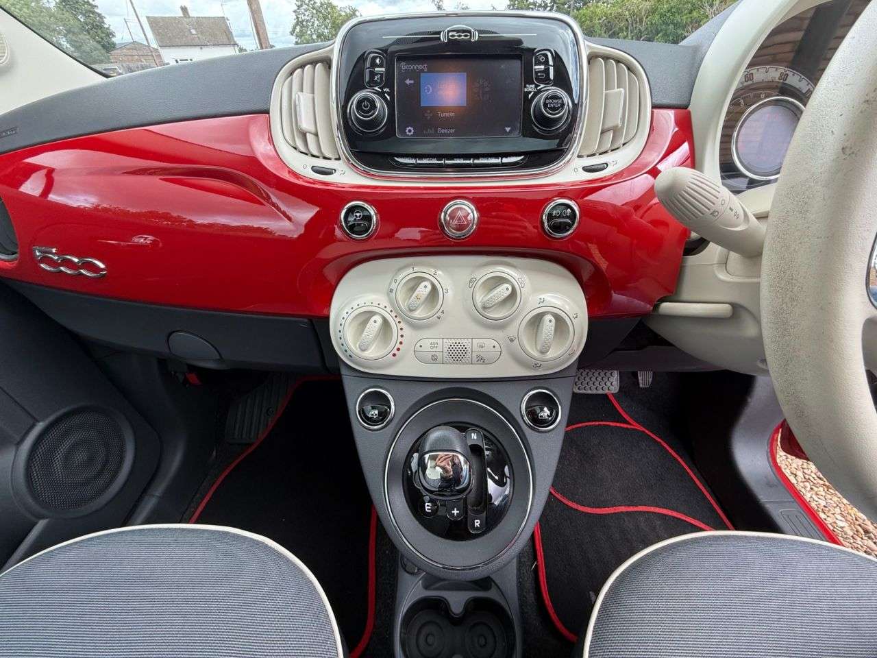 2017 FIAT 500 2017 FIAT 500