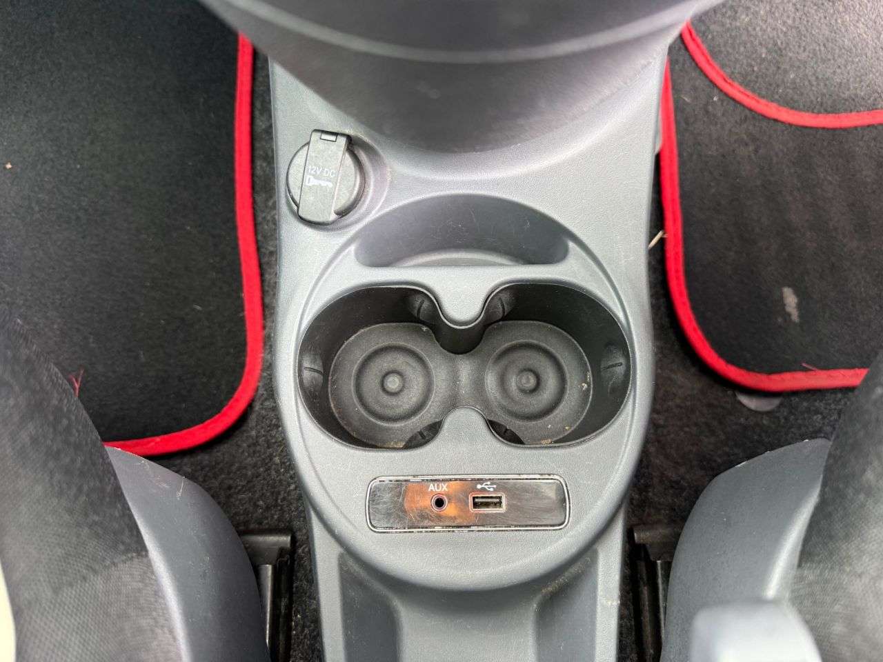 2017 FIAT 500 2017 FIAT 500