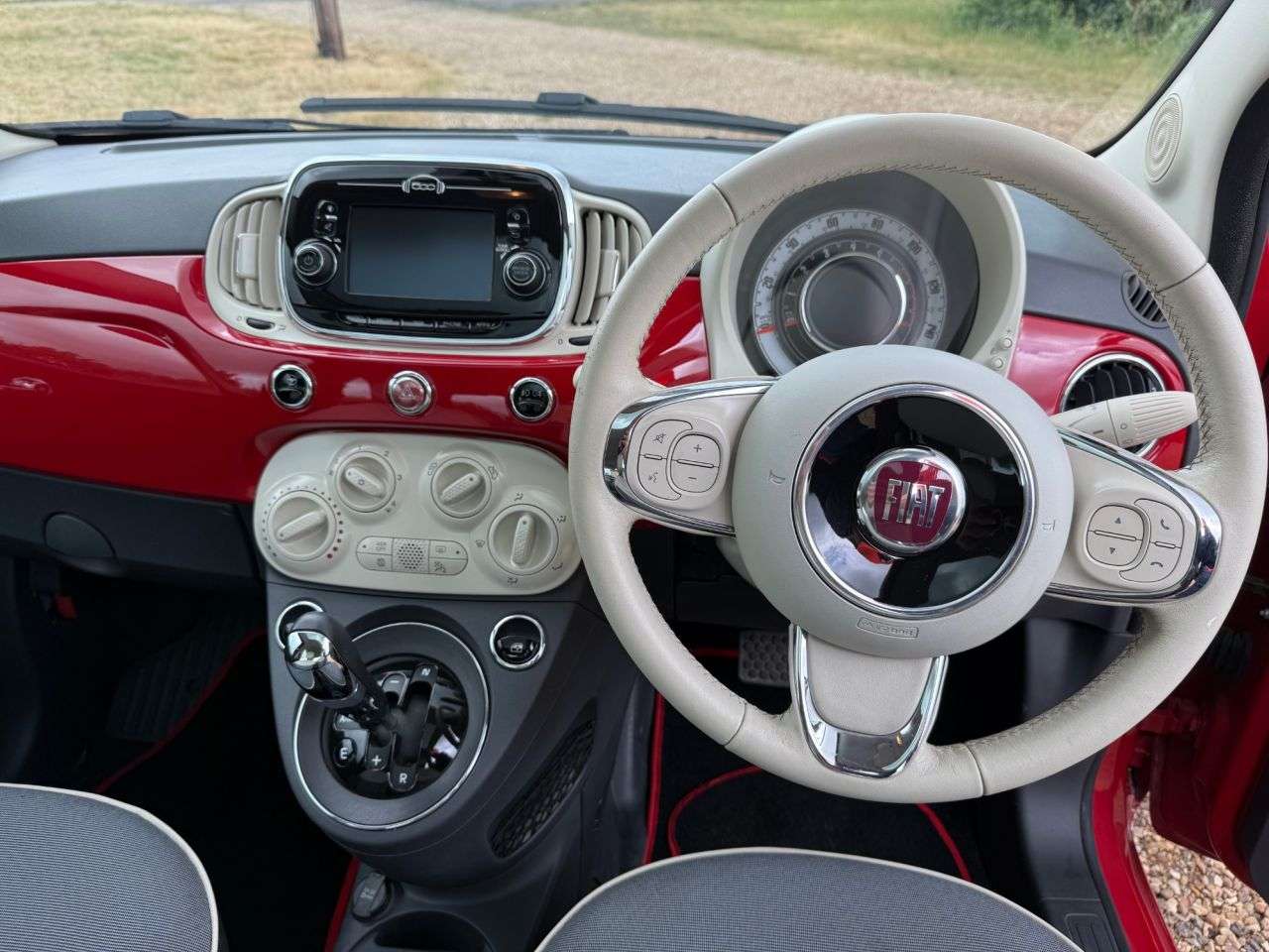 2017 FIAT 500 2017 FIAT 500