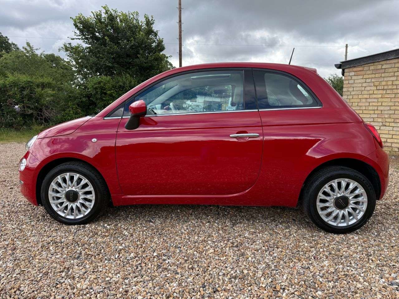 2017 FIAT 500 2017 FIAT 500