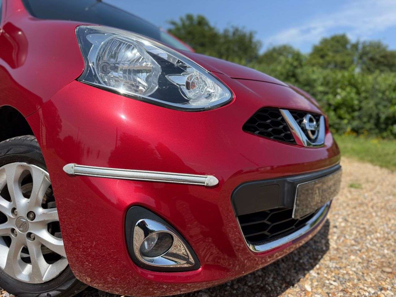 A 2013 NISSAN MICRA 1.2 Acenta Hatchback 5dr Petrol CVT Euro 5 (80 ps) A 2013 NISSAN MICRA 1.2 Acenta Hatchback 5dr Petrol CVT Euro 5 (80 ps)