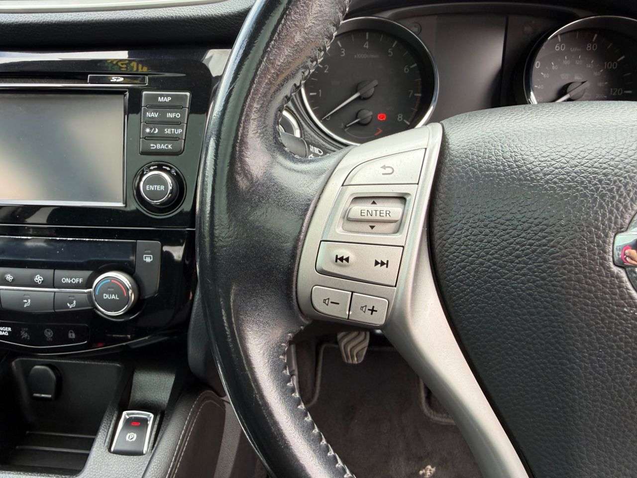 2015 NISSAN QASHQAI 2015 NISSAN QASHQAI