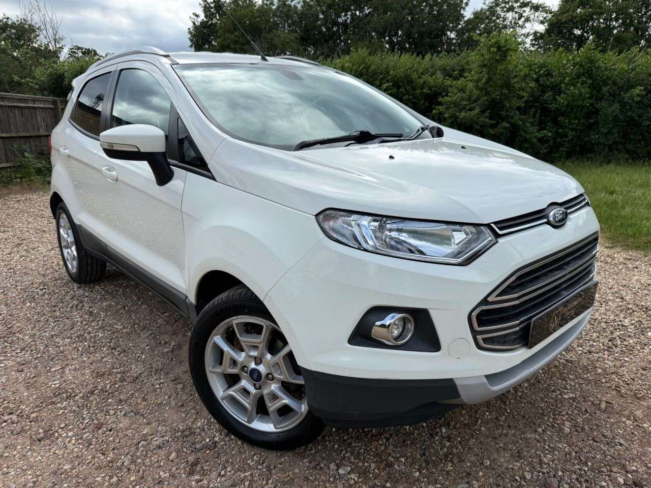 A 2017 FORD ECOSPORT 1.0T EcoBoost Titanium SUV 5dr Petrol Manual 2WD Euro 5 (s/s) (125 ps) ECOS A 2017 FORD ECOSPORT 1.0T EcoBoost Titanium SUV 5dr Petrol Manual 2WD Euro 5 (s/s) (125 ps) ECOS