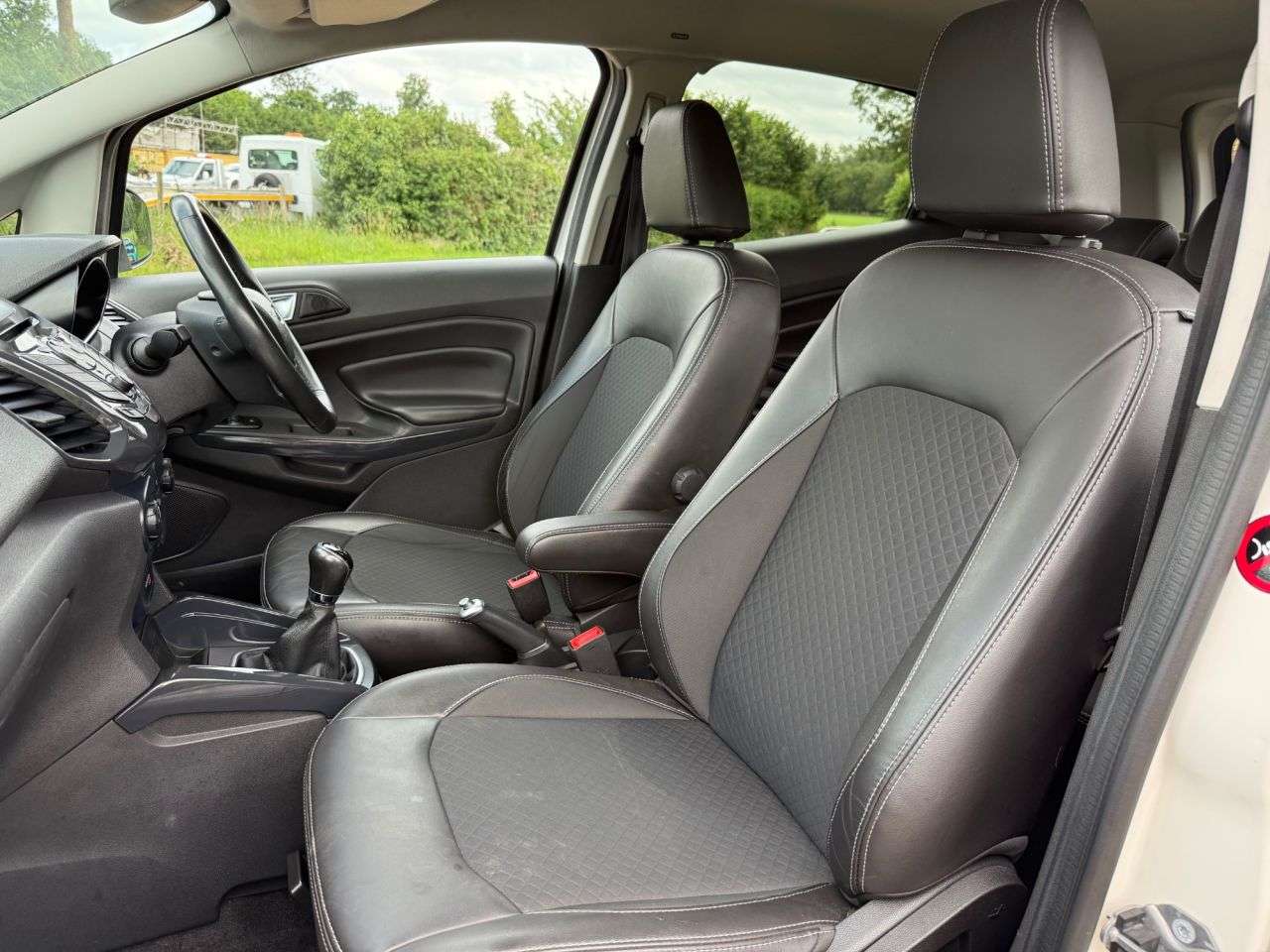 2017 FORD ECOSPORT 2017 FORD ECOSPORT