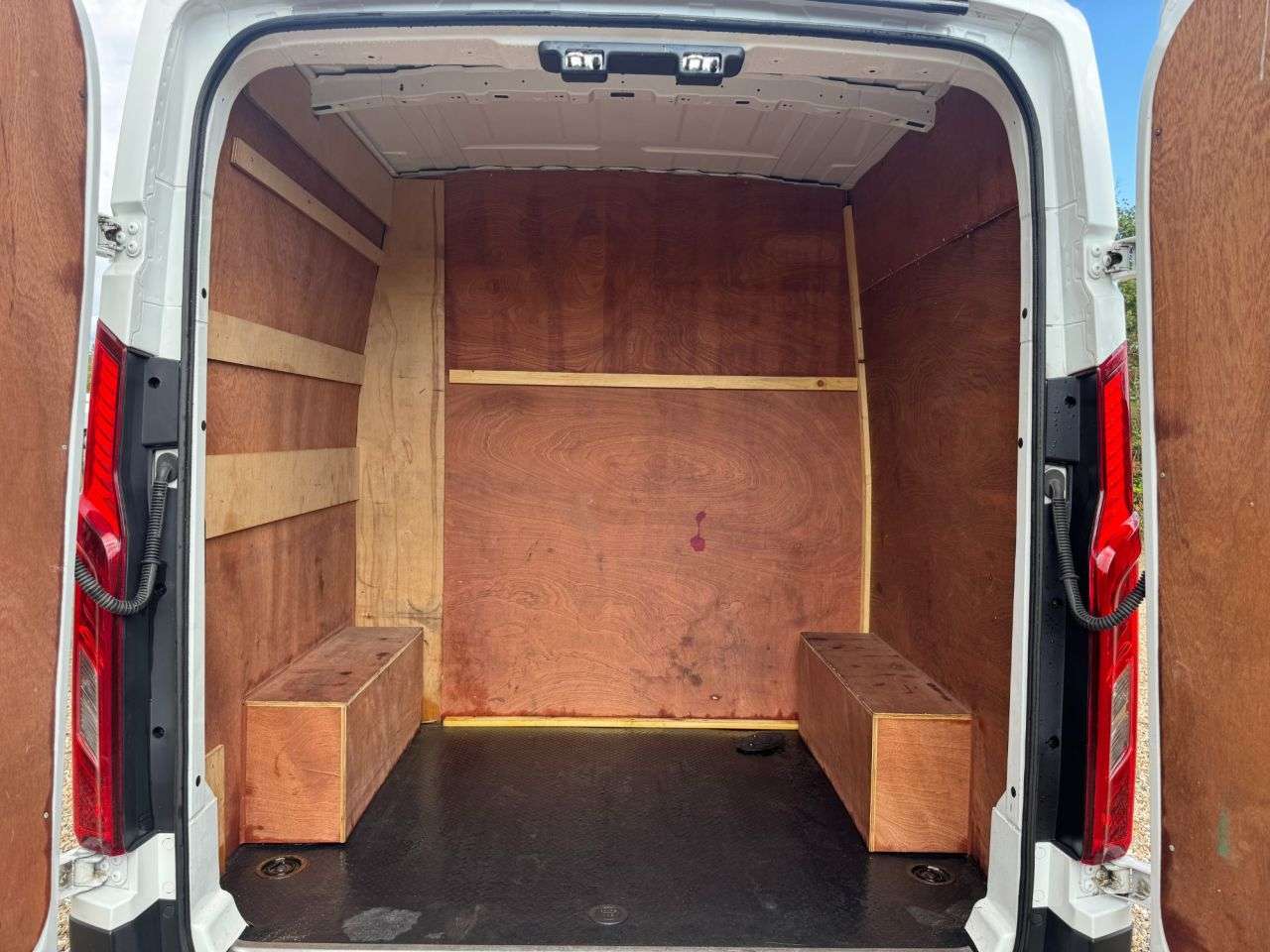 2021 MAXUS DELIVER 9 2021 MAXUS DELIVER 9