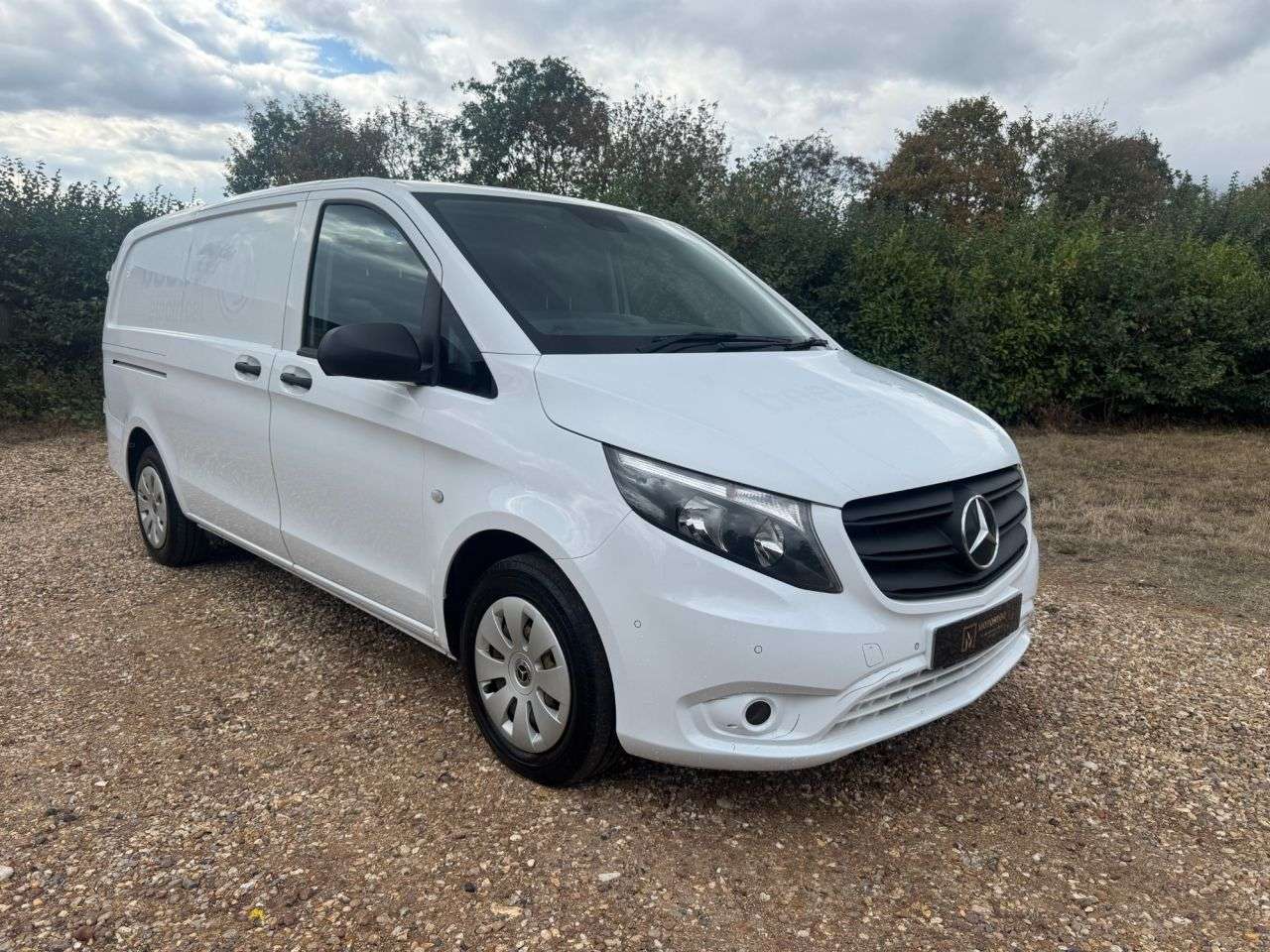 A 2022 MERCEDES-BENZ VITO 2.0 114 CDI Progressive Panel Van 5dr Diesel G-Tronic RWD L2 Euro 6 (s/s) ( A 2022 MERCEDES-BENZ VITO 2.0 114 CDI Progressive Panel Van 5dr Diesel G-Tronic RWD L2 Euro 6 (s/s) (