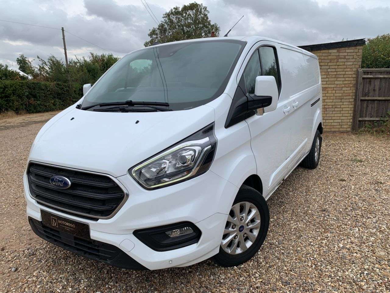 A 2023 FORD TRANSIT CUSTOM 2.0 320 EcoBlue Limited Panel Van 5dr Diesel Manual L2 H1 Euro 6 (s/s) (130 A 2023 FORD TRANSIT CUSTOM 2.0 320 EcoBlue Limited Panel Van 5dr Diesel Manual L2 H1 Euro 6 (s/s) (130