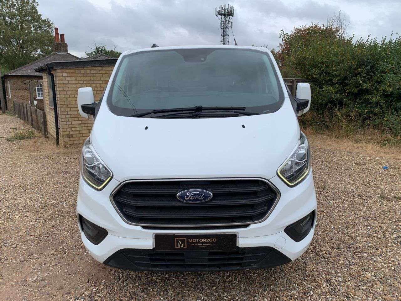 A 2023 FORD TRANSIT CUSTOM 2.0 320 EcoBlue Limited Panel Van 5dr Diesel Manual L2 H1 Euro 6 (s/s) (130 A 2023 FORD TRANSIT CUSTOM 2.0 320 EcoBlue Limited Panel Van 5dr Diesel Manual L2 H1 Euro 6 (s/s) (130
